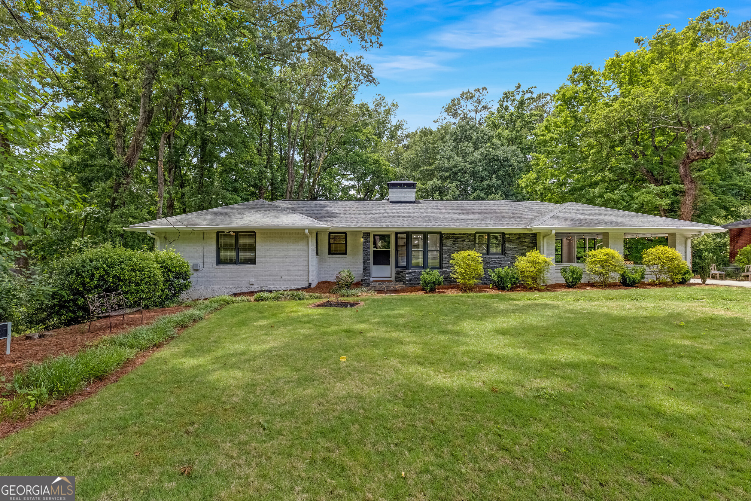 714 Willivee Drive Property Photo 2