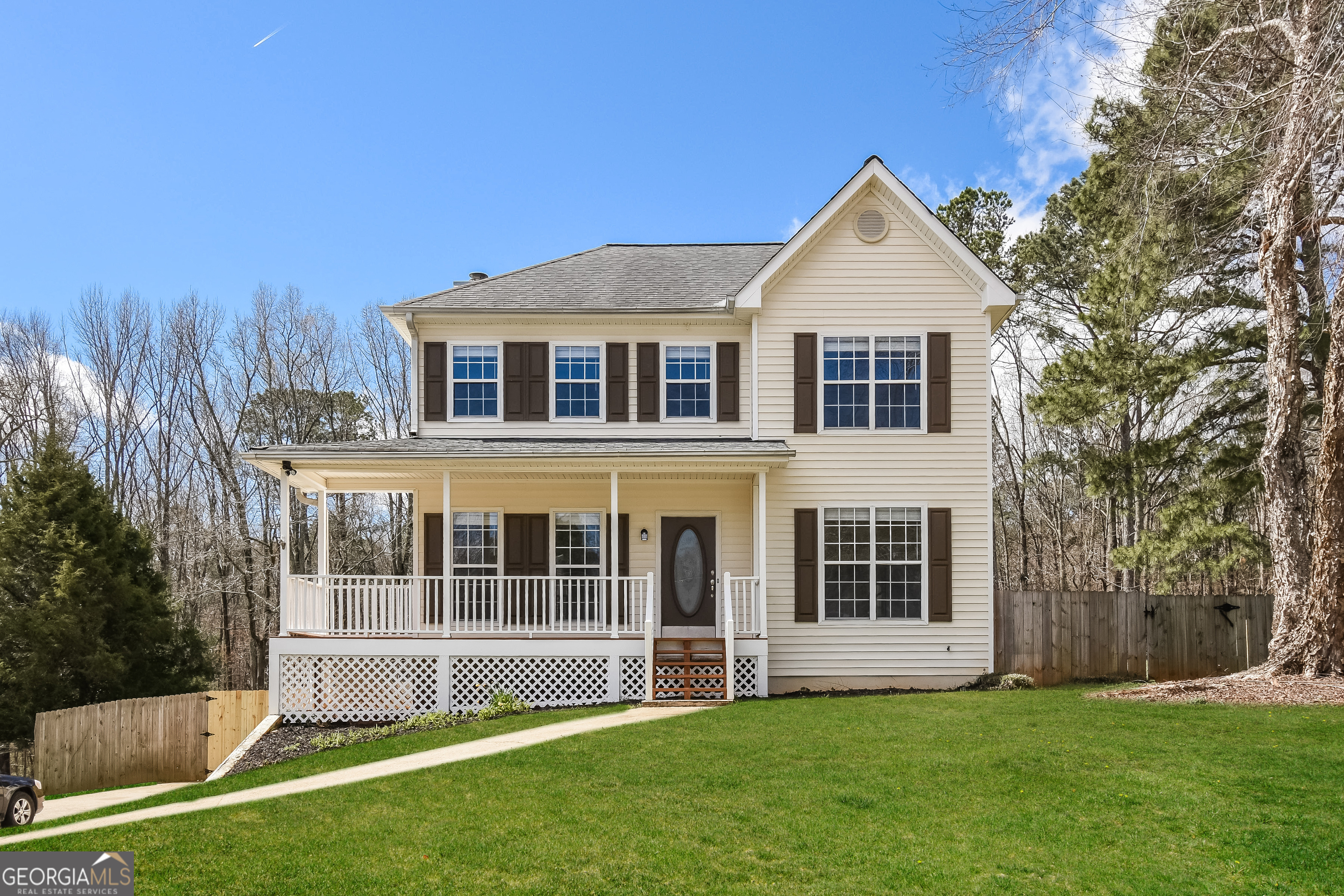 390 Westchester Way Property Photo 1
