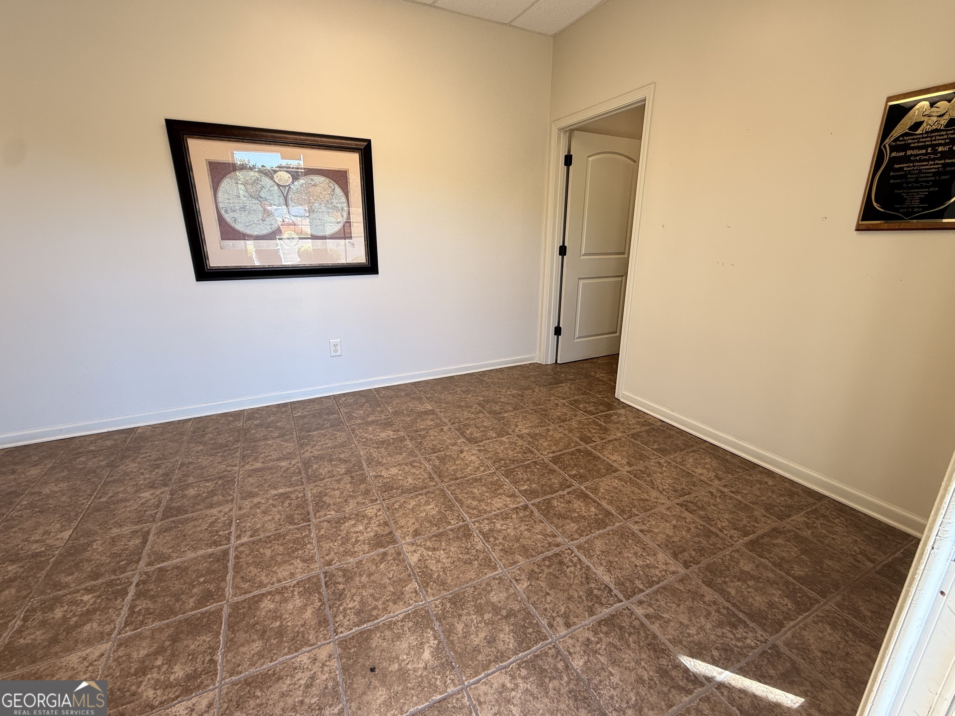 1208 Greenbelt Drive Property Photo 7