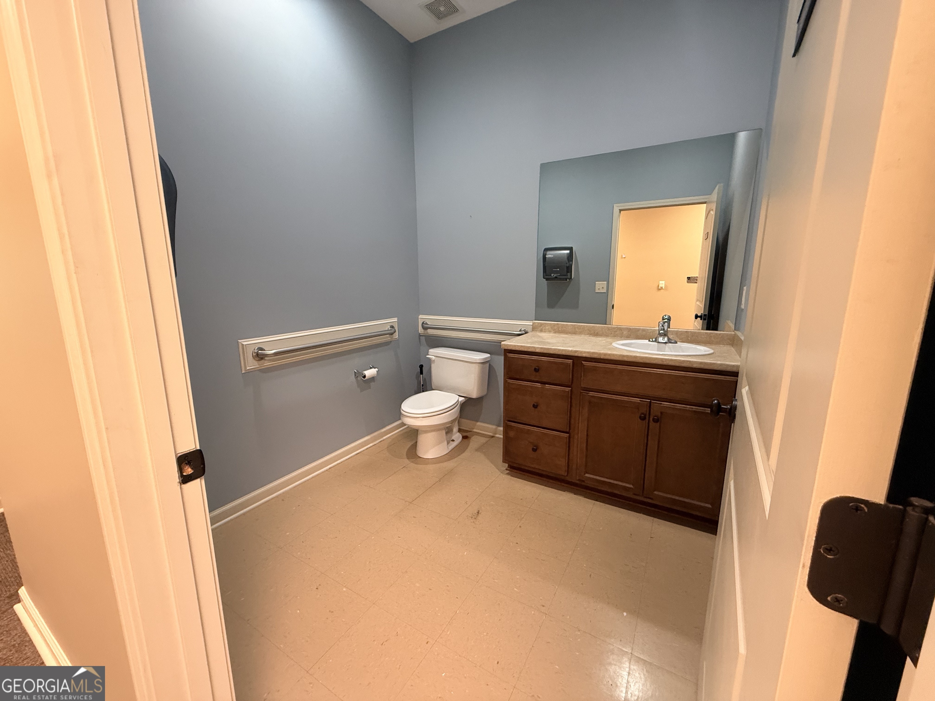 1208 Greenbelt Drive Property Photo 23