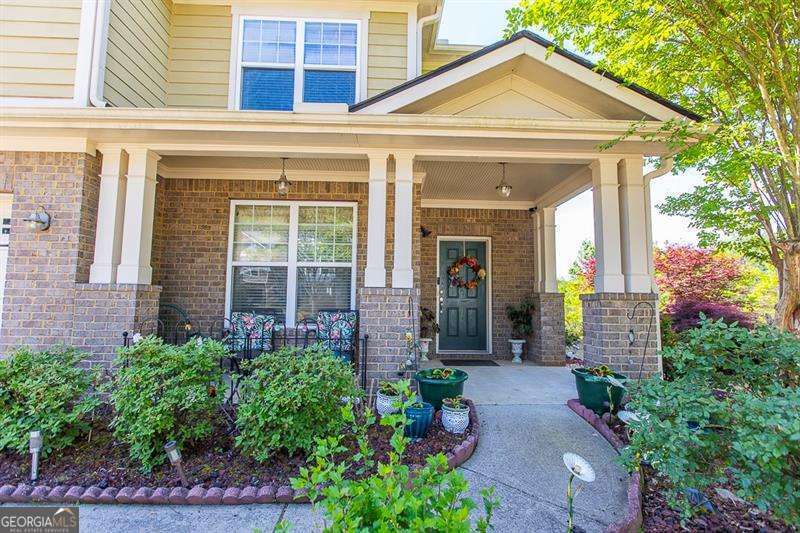 300 Hampton Place Property Photo 2