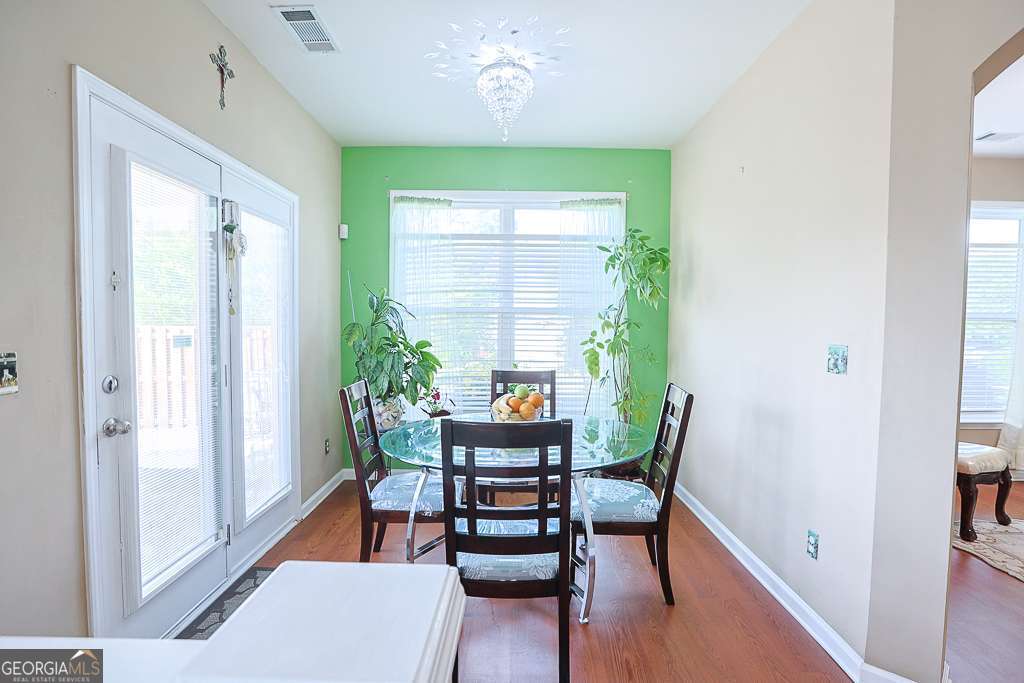 300 Hampton Place Property Photo 22