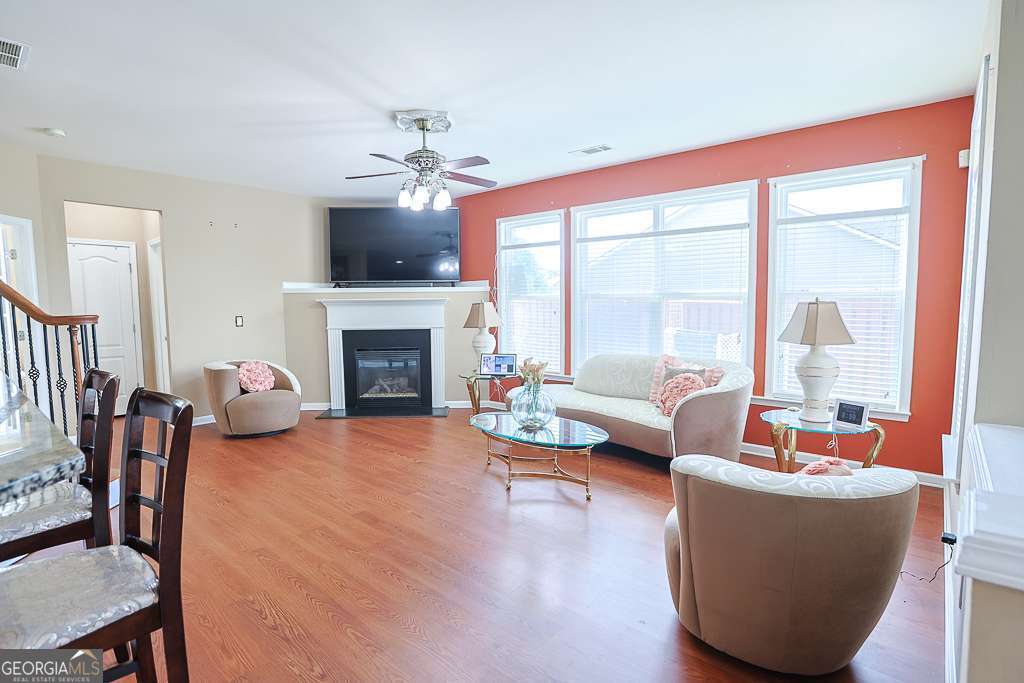 300 Hampton Place Property Photo 25