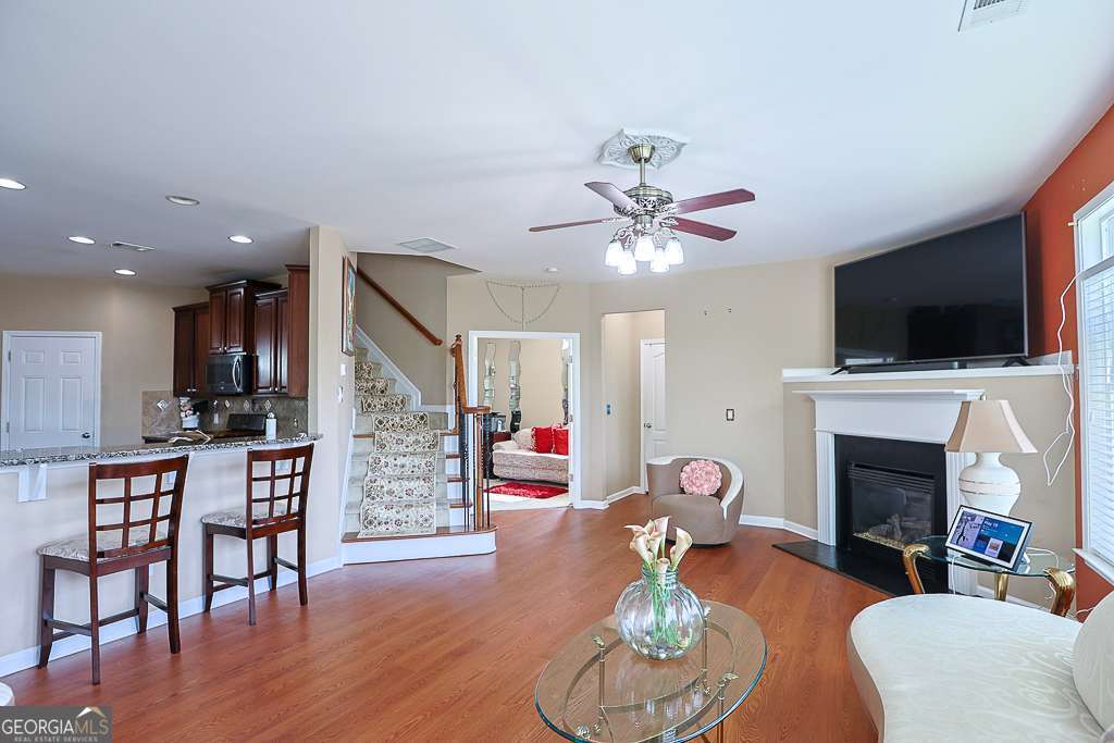 300 Hampton Place Property Photo 29