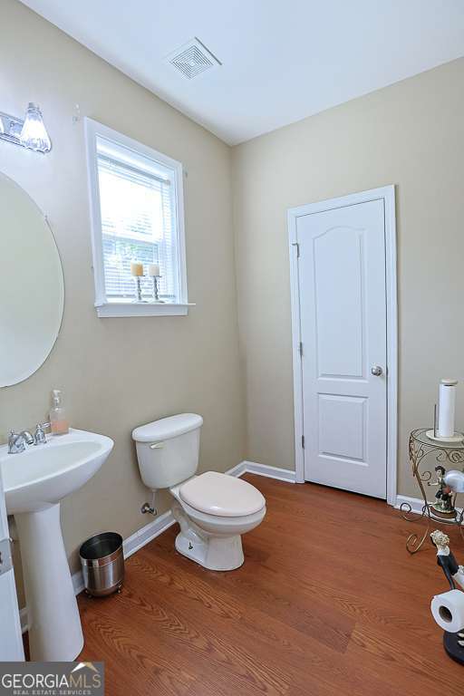 300 Hampton Place Property Photo 31