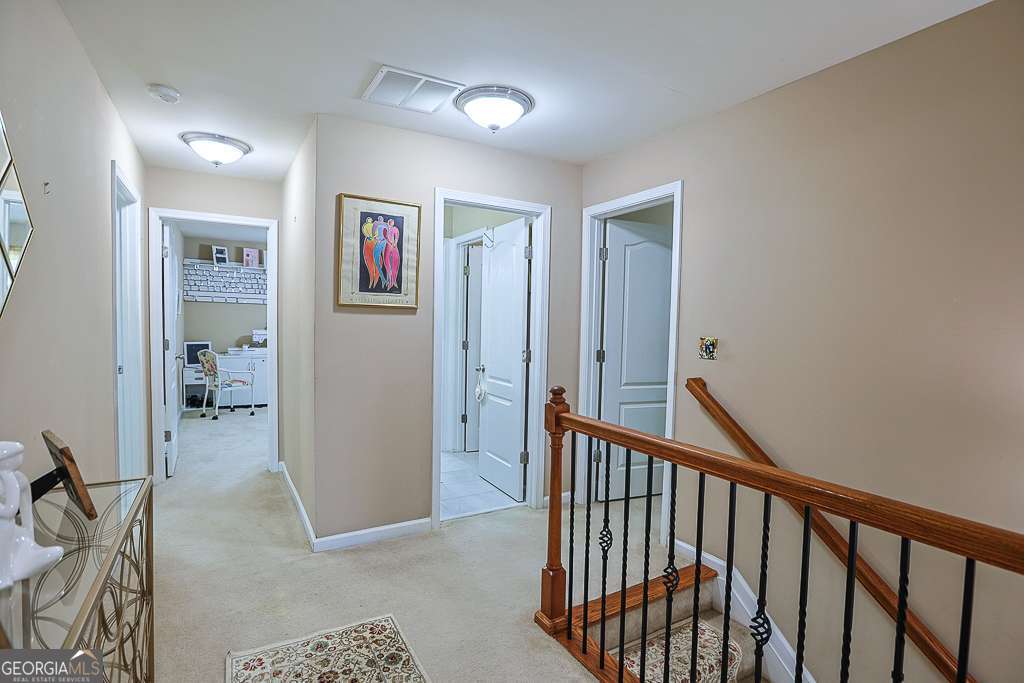 300 Hampton Place Property Photo 49