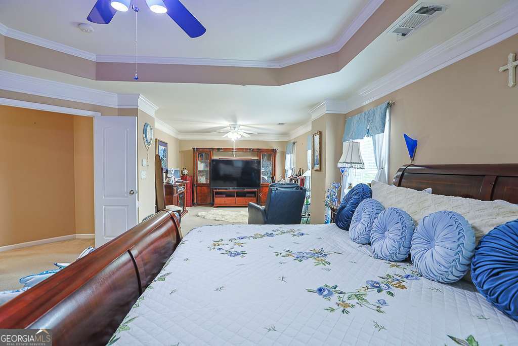 300 Hampton Place Property Photo 54