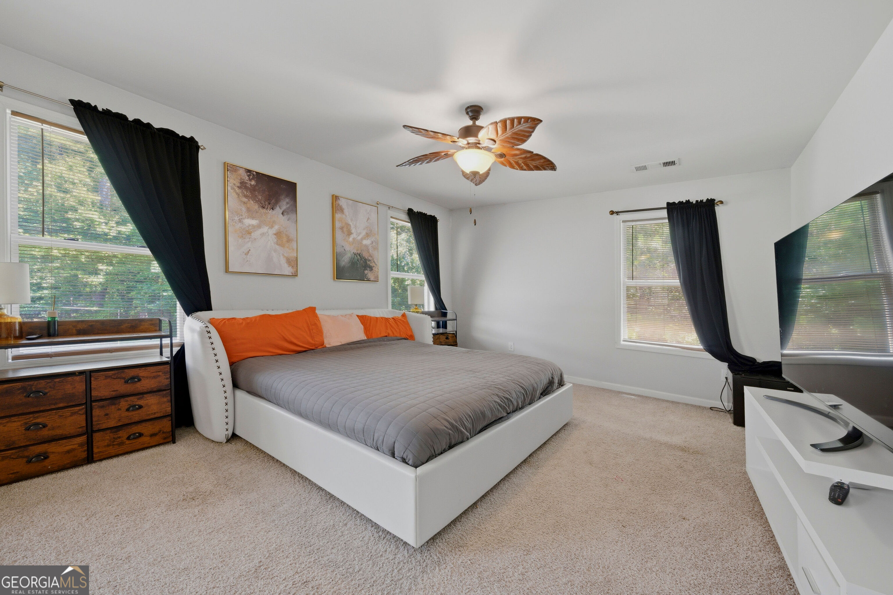 1001 Creekhead Drive Property Photo 13