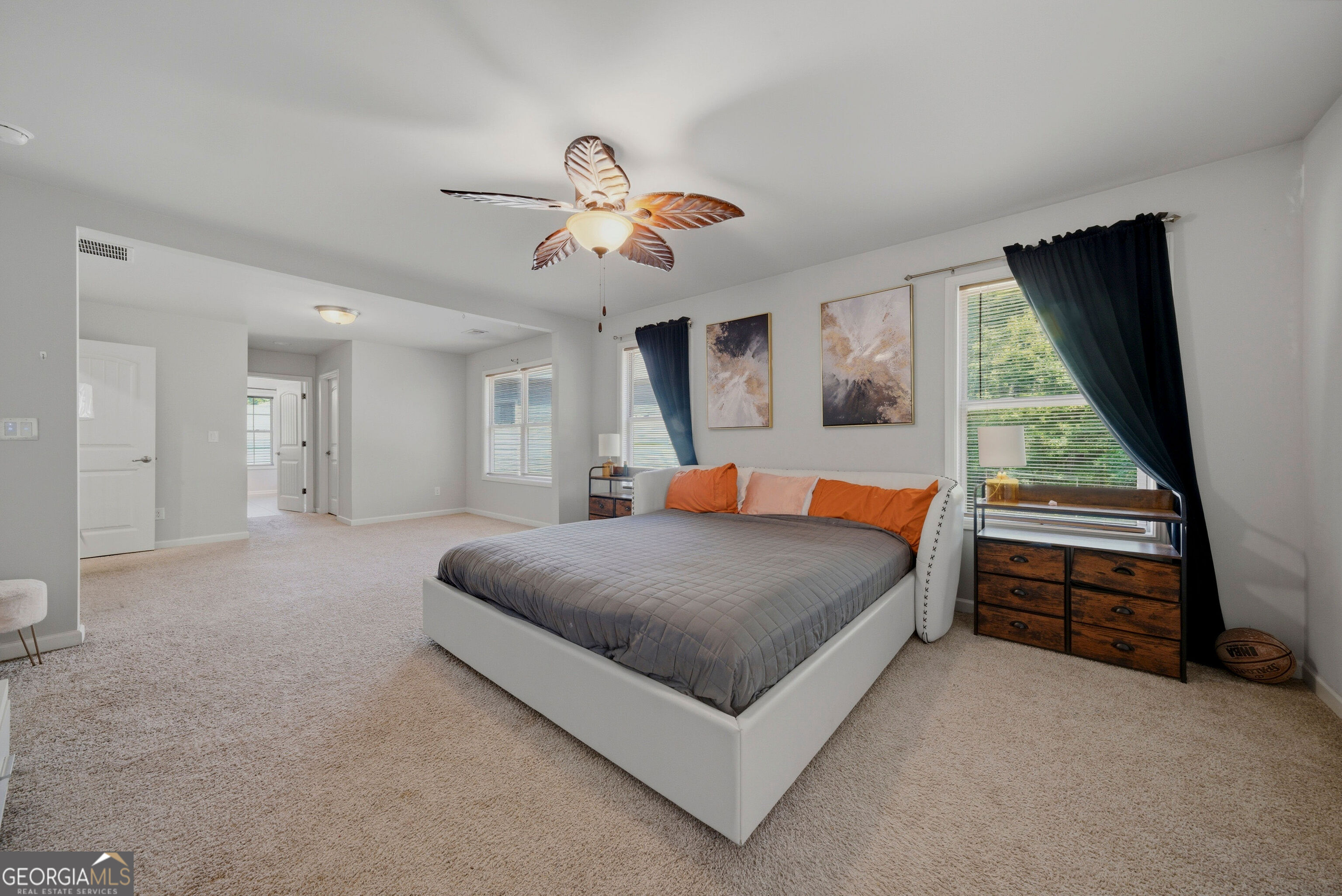 1001 Creekhead Drive Property Photo 14