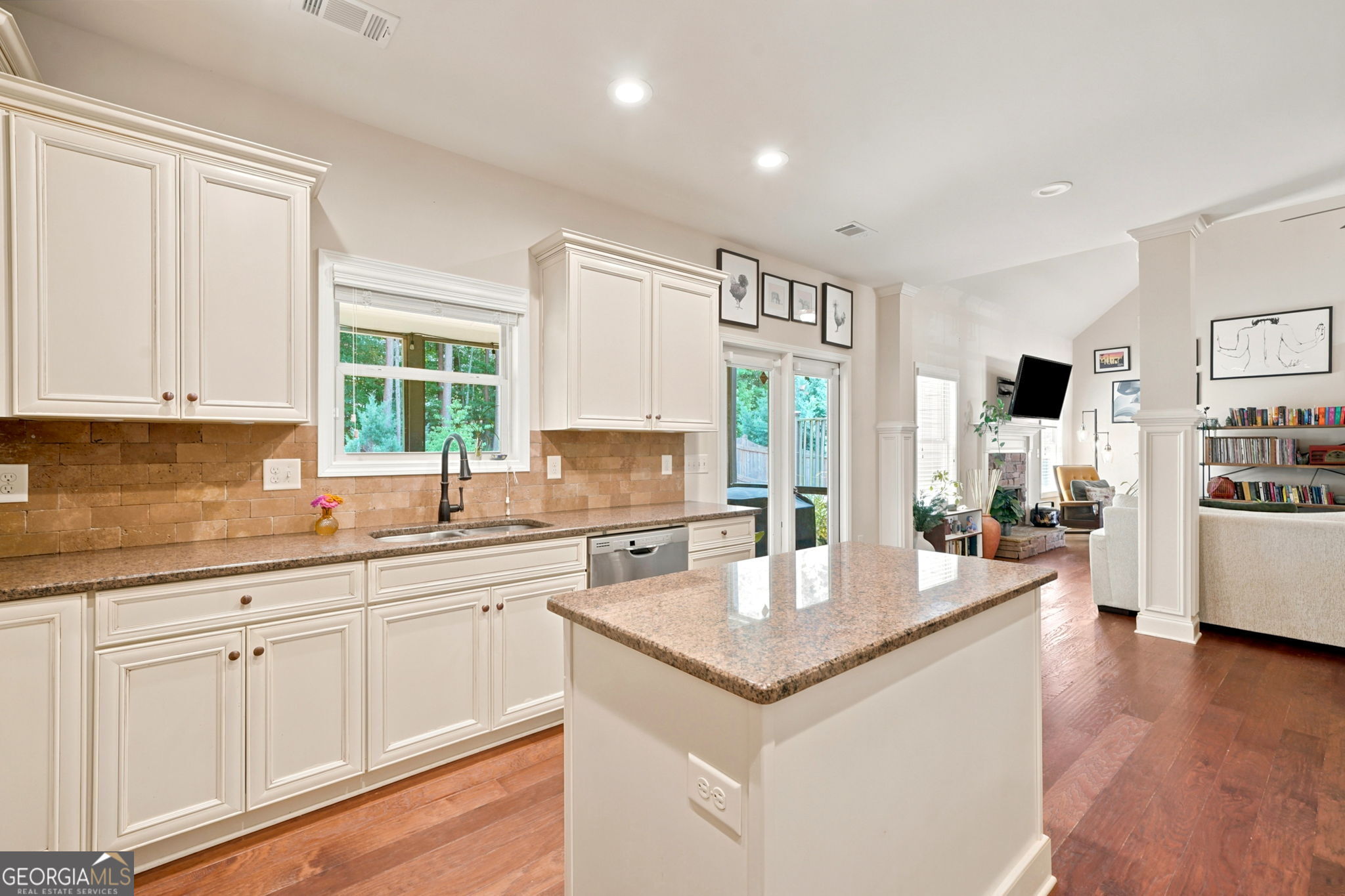 993 Double Branches Lane Property Photo 16