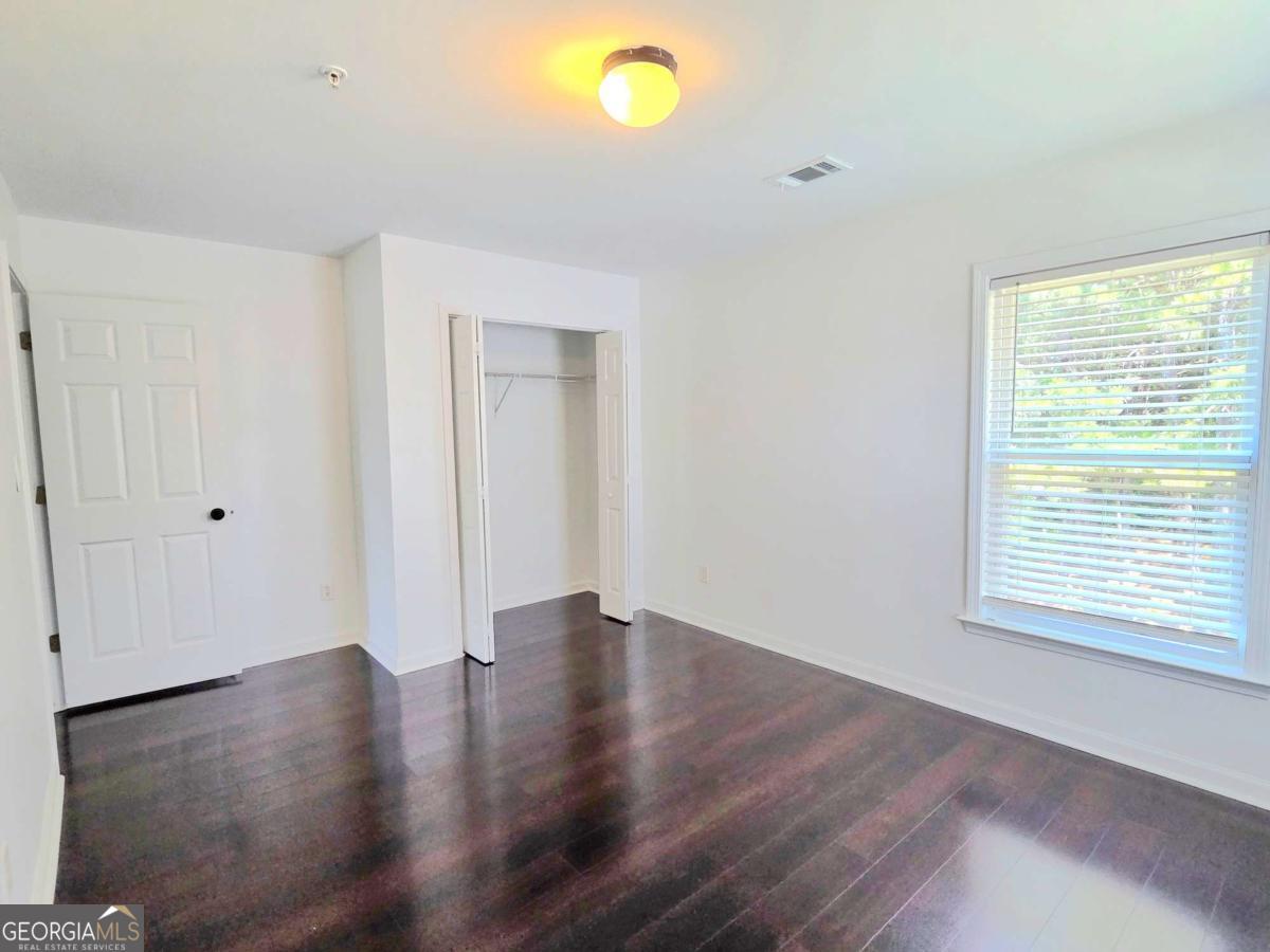 1140 Foxcroft Drive Property Photo 32