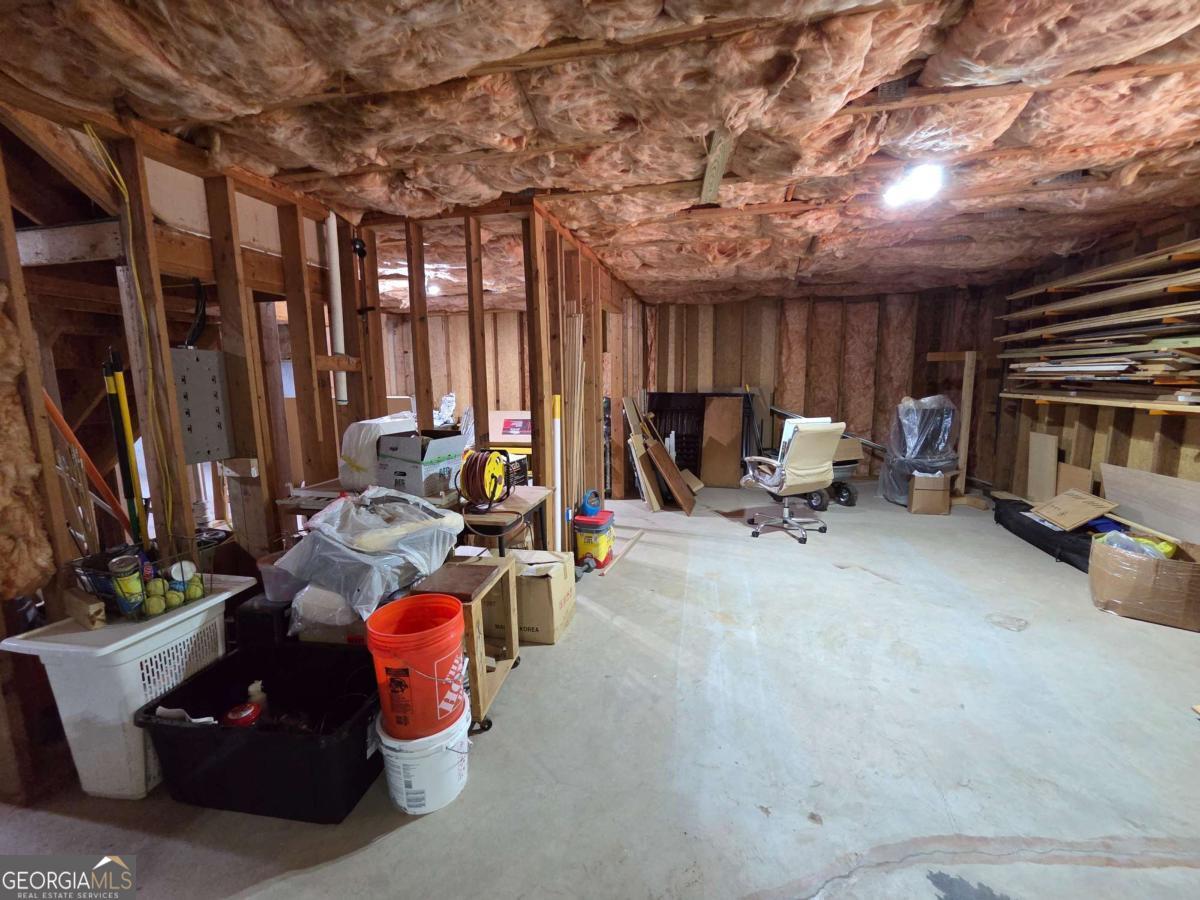 1140 Foxcroft Drive Property Photo 40