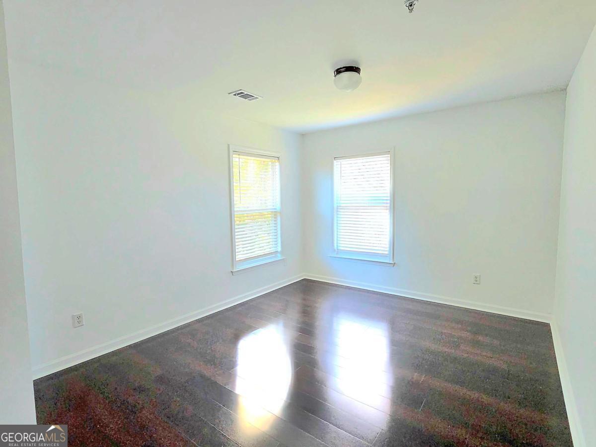1140 Foxcroft Drive Property Photo 41