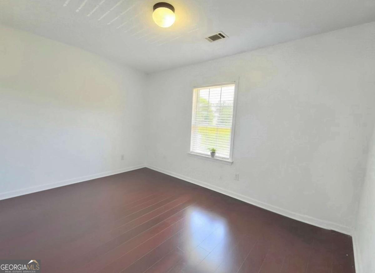 1140 Foxcroft Drive Property Photo 45