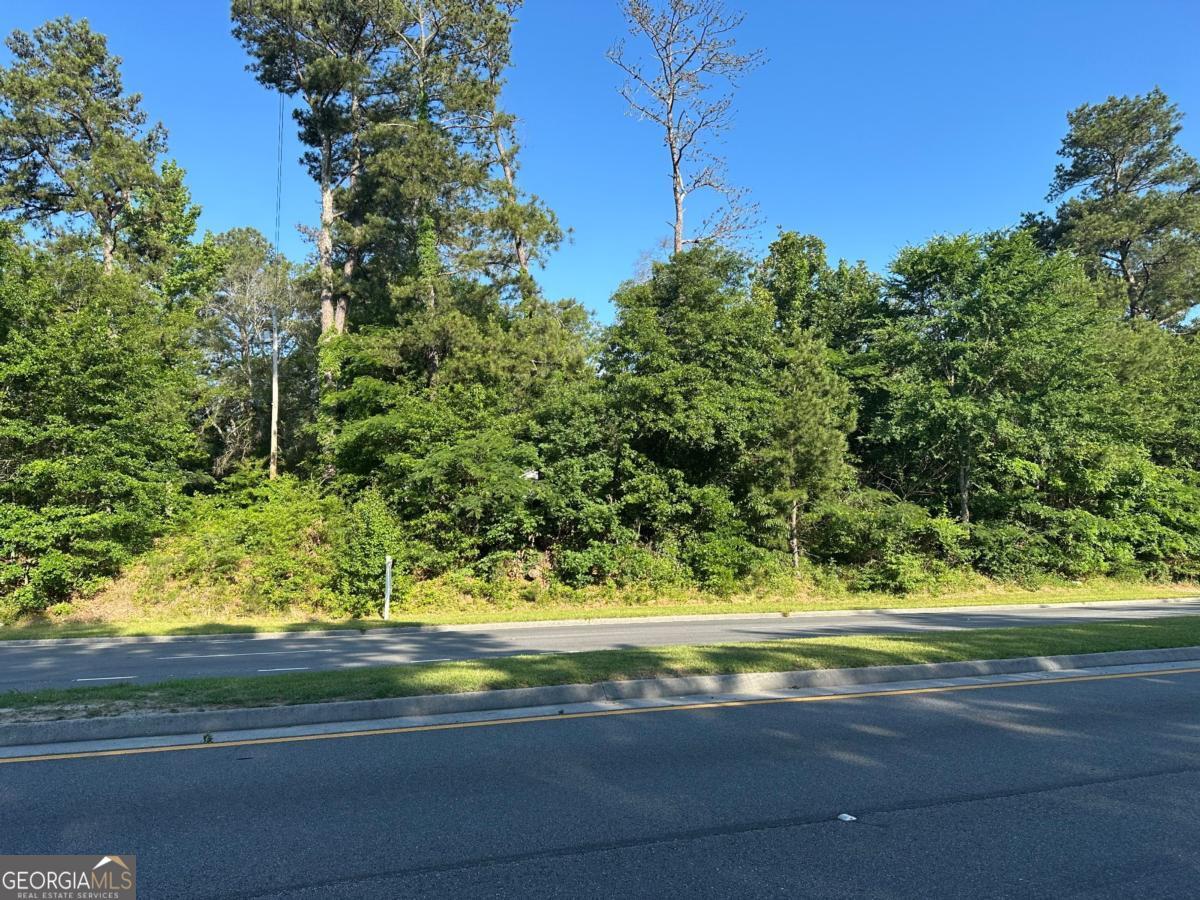 5202 Ernest Barrett Parkway Property Photo 1