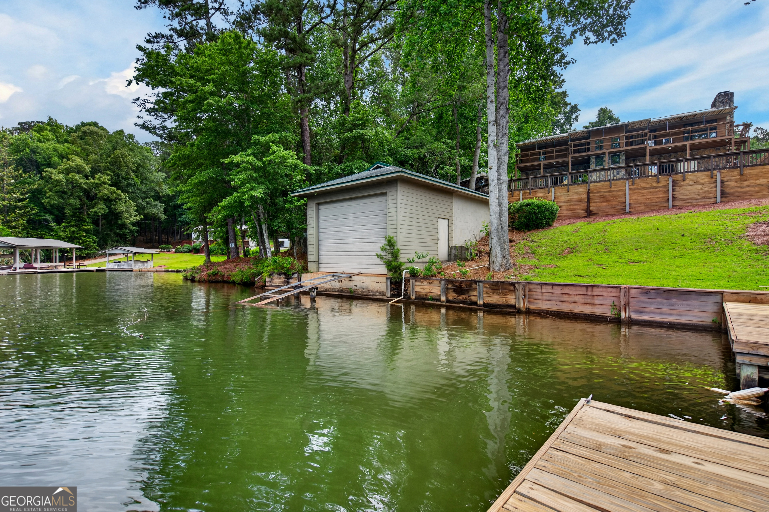 180 Old House Road Property Photo 1