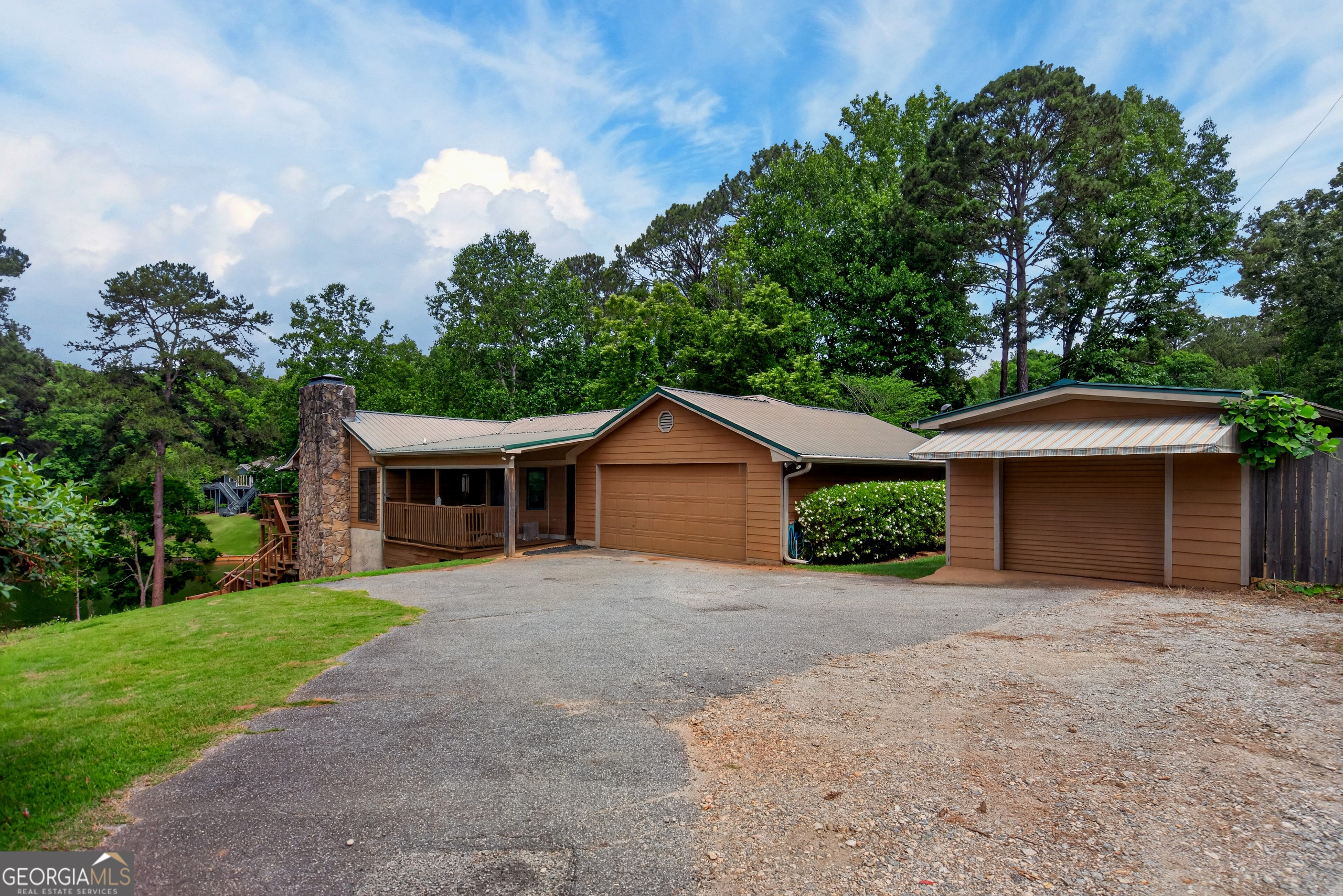 180 Old House Road Property Photo 4