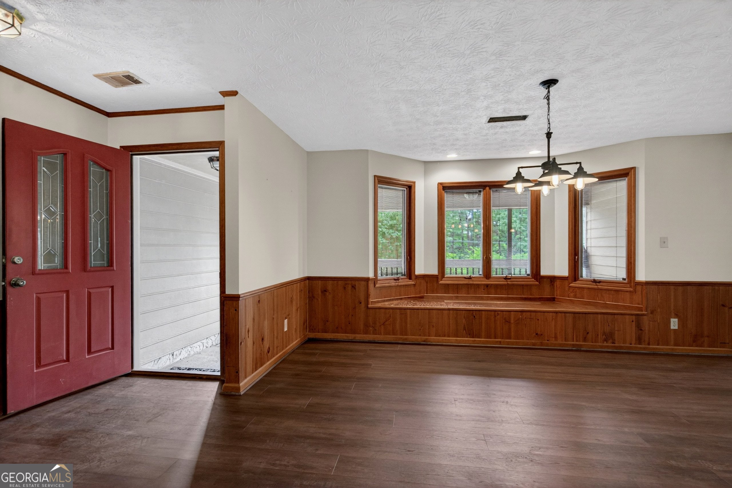 180 Old House Road Property Photo 7