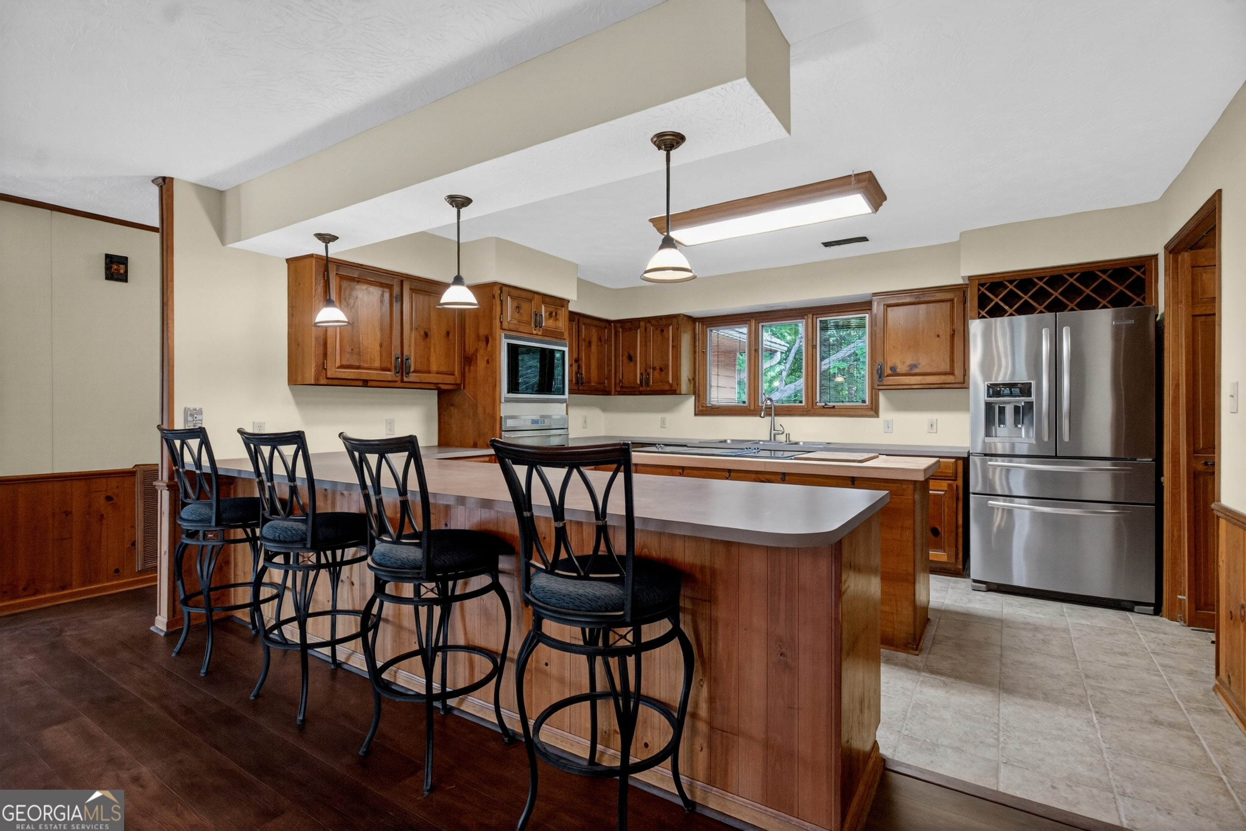 180 Old House Road Property Photo 8