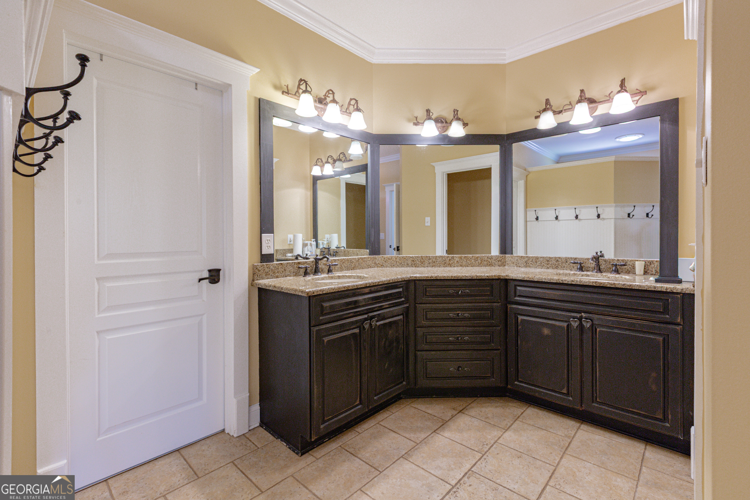 105 Stayman Park Property Photo 31