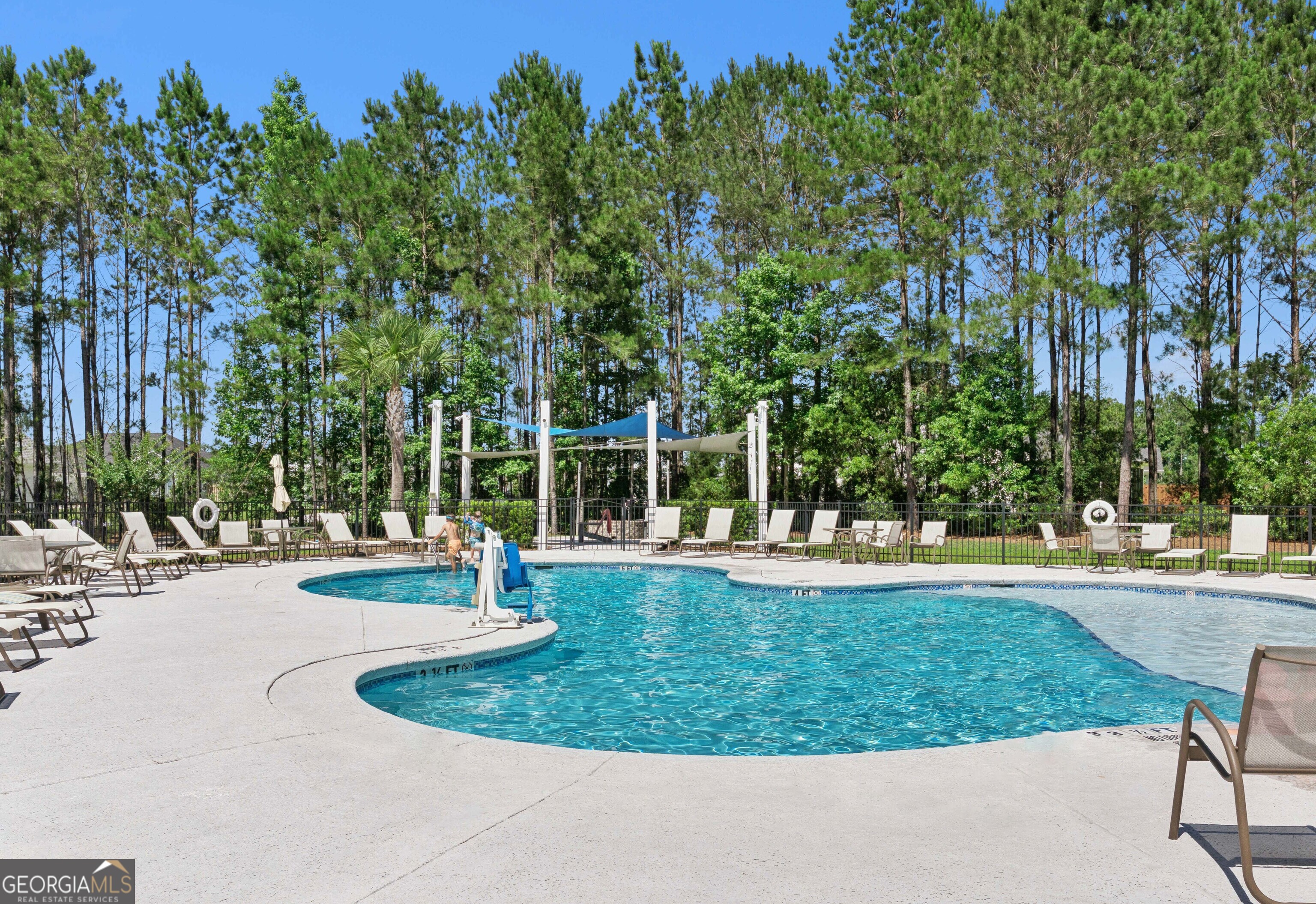 240 Belmont Circle Property Photo 89