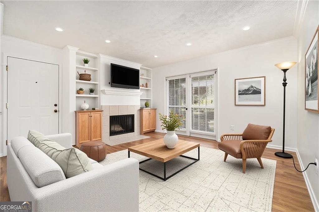 1150 Collier Road NW # 12F Property Photo 1