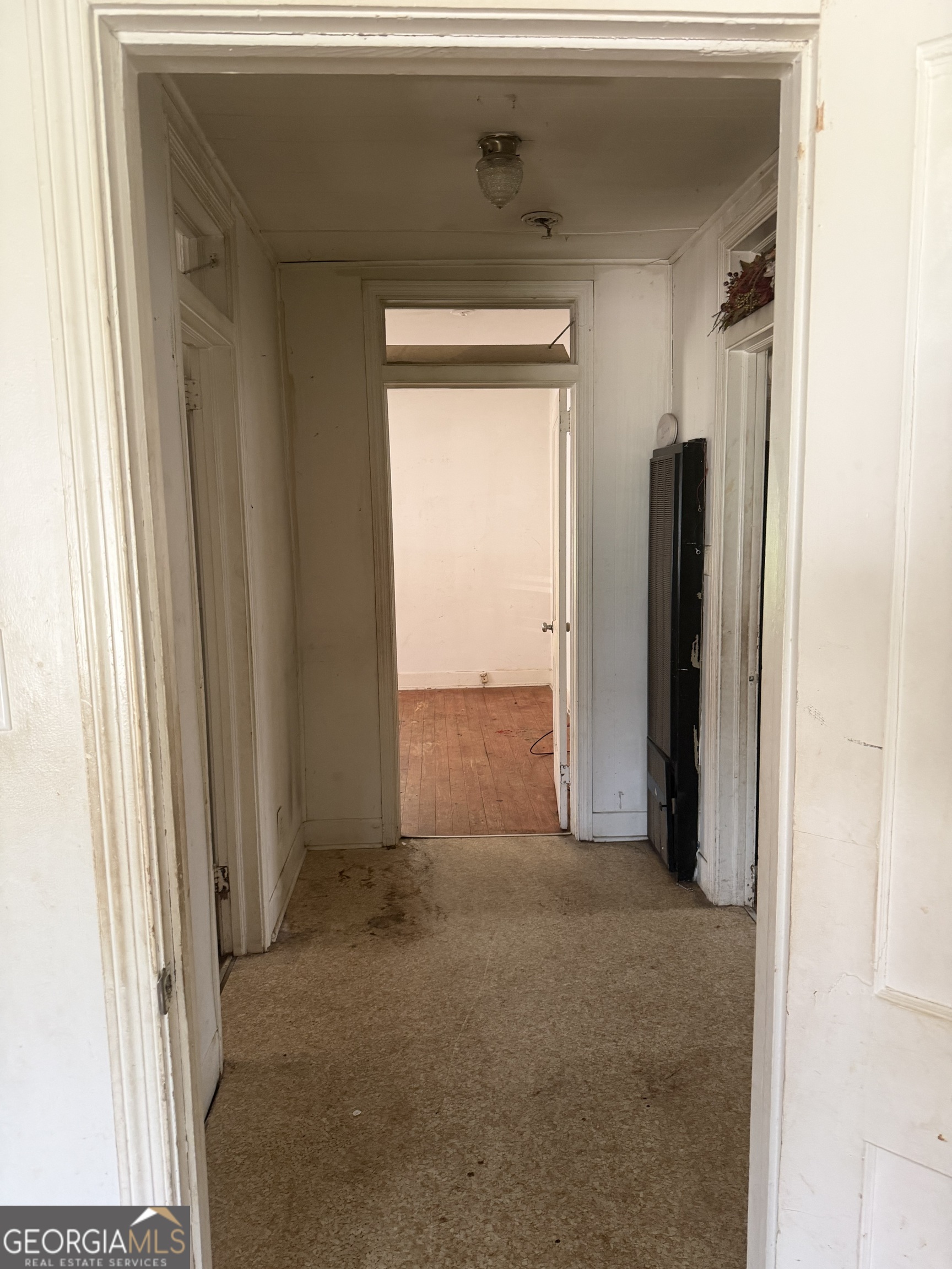 1934 Battle Row Property Photo 3