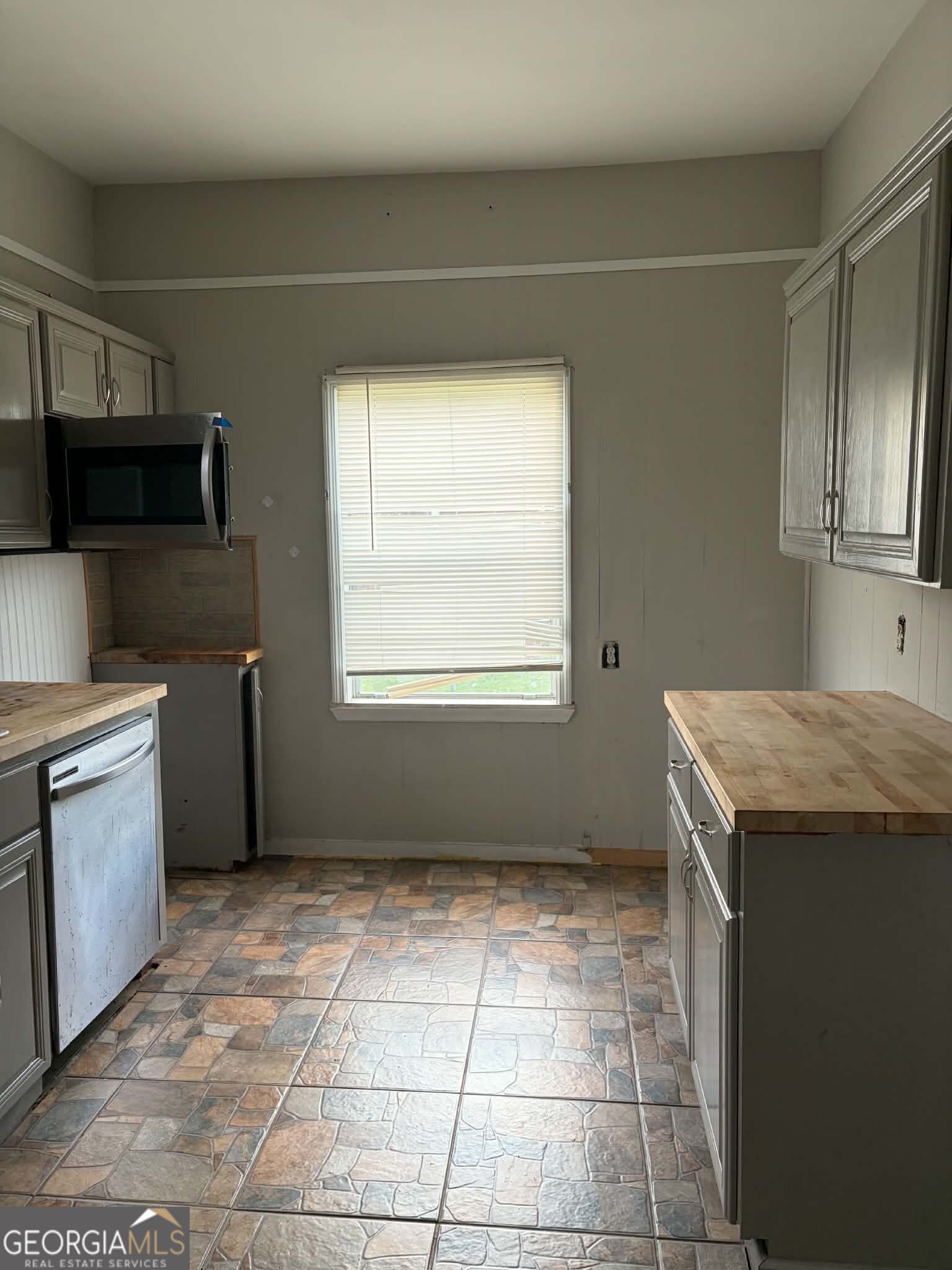 9081 E Oglethorpe Highway Property Photo 9