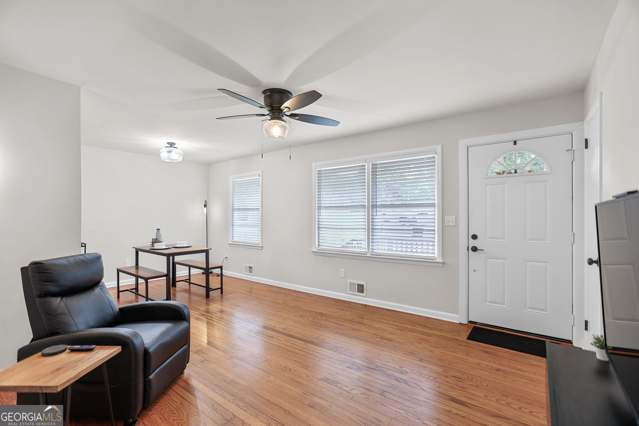9 W Park Court Property Photo 15