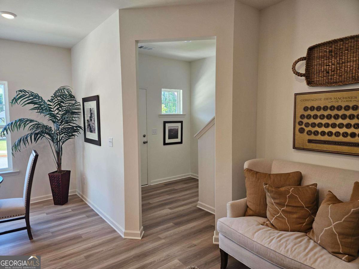 2524 Riverside Road Property Photo 6