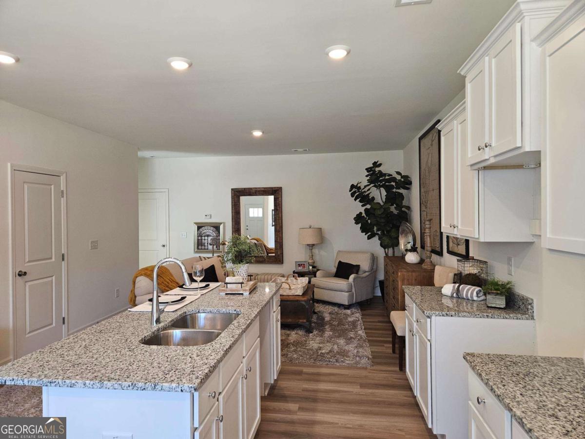 2524 Riverside Road Property Photo 12