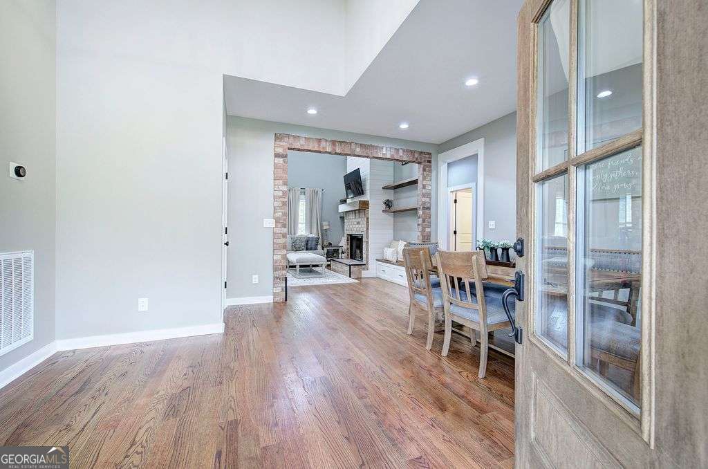 1084 Shahan Lane Property Photo 7