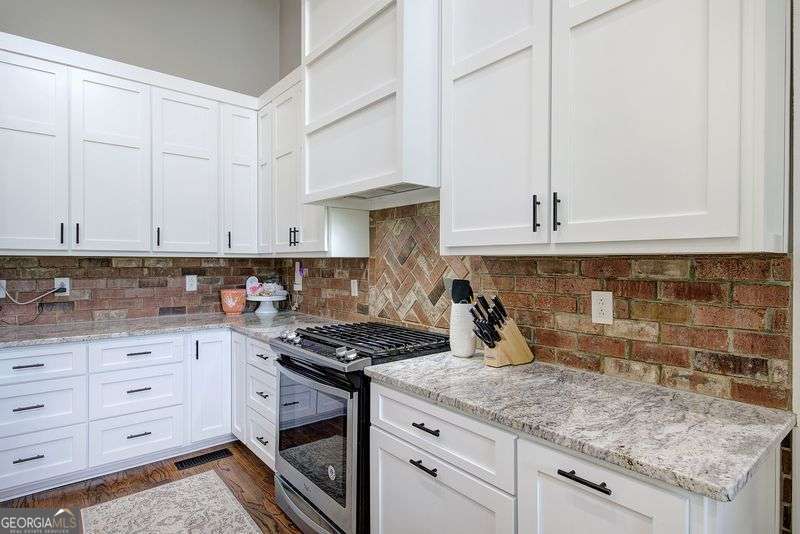 1084 Shahan Lane Property Photo 12