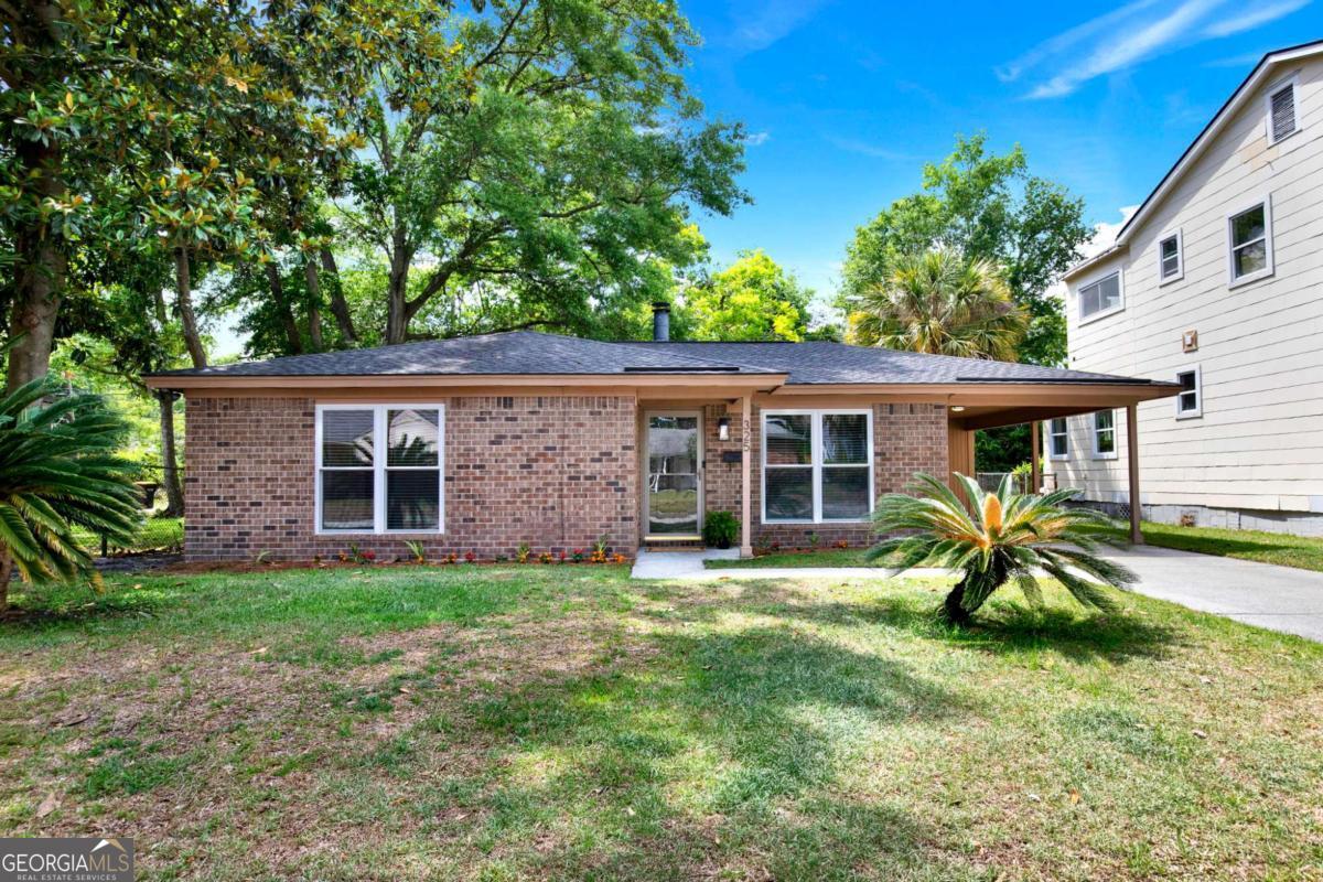 325 Forrest Avenue Property Photo 2