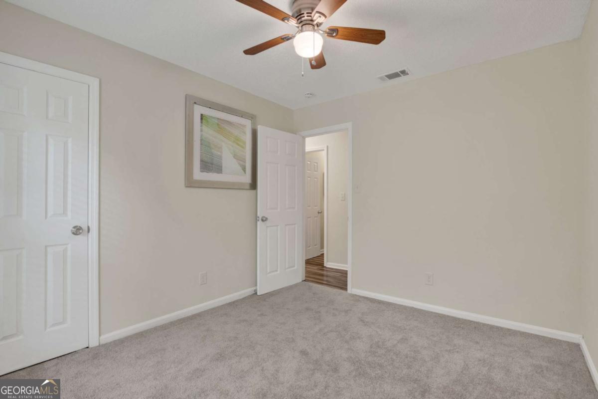 325 Forrest Avenue Property Photo 25