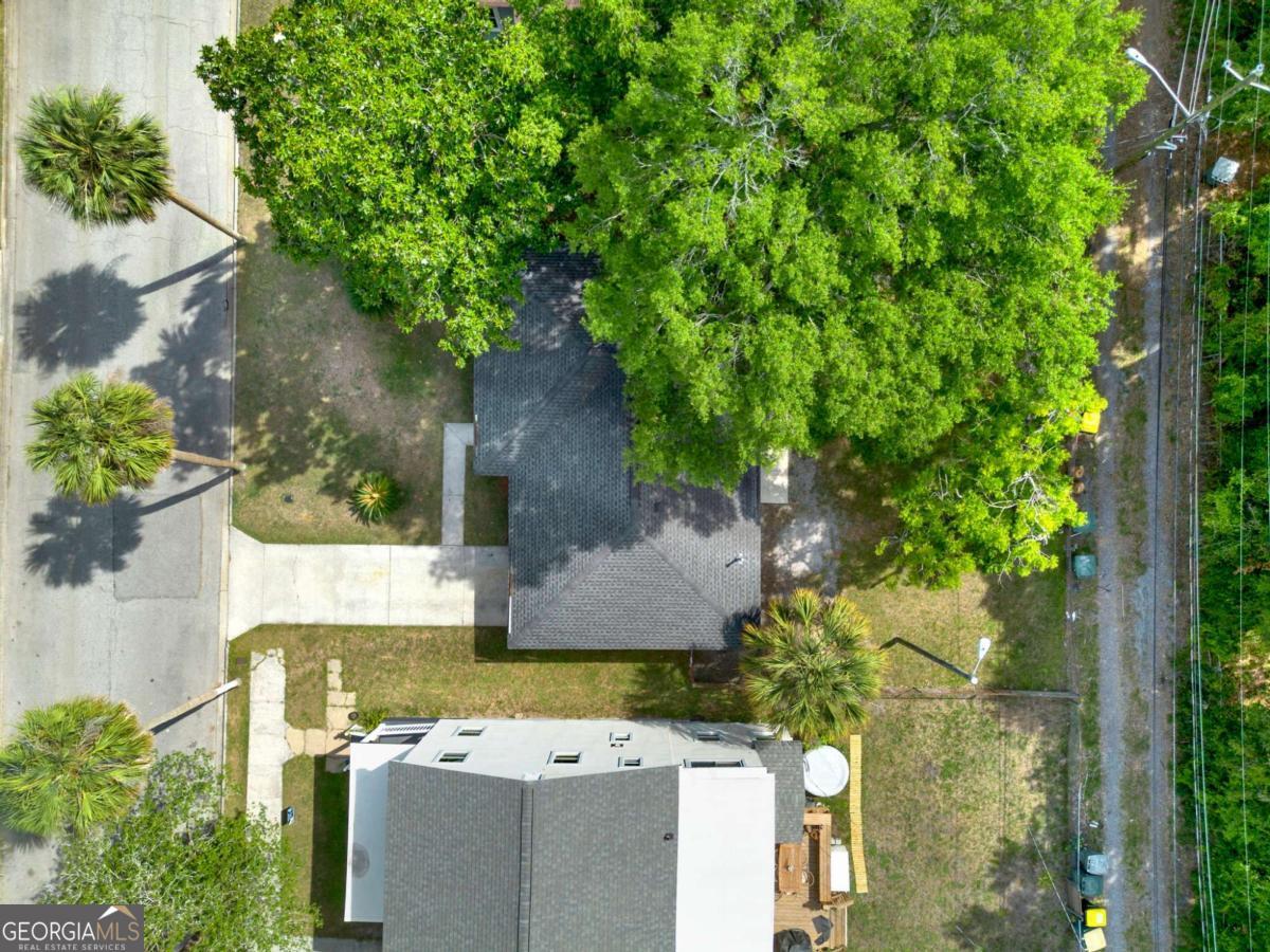 325 Forrest Avenue Property Photo 34