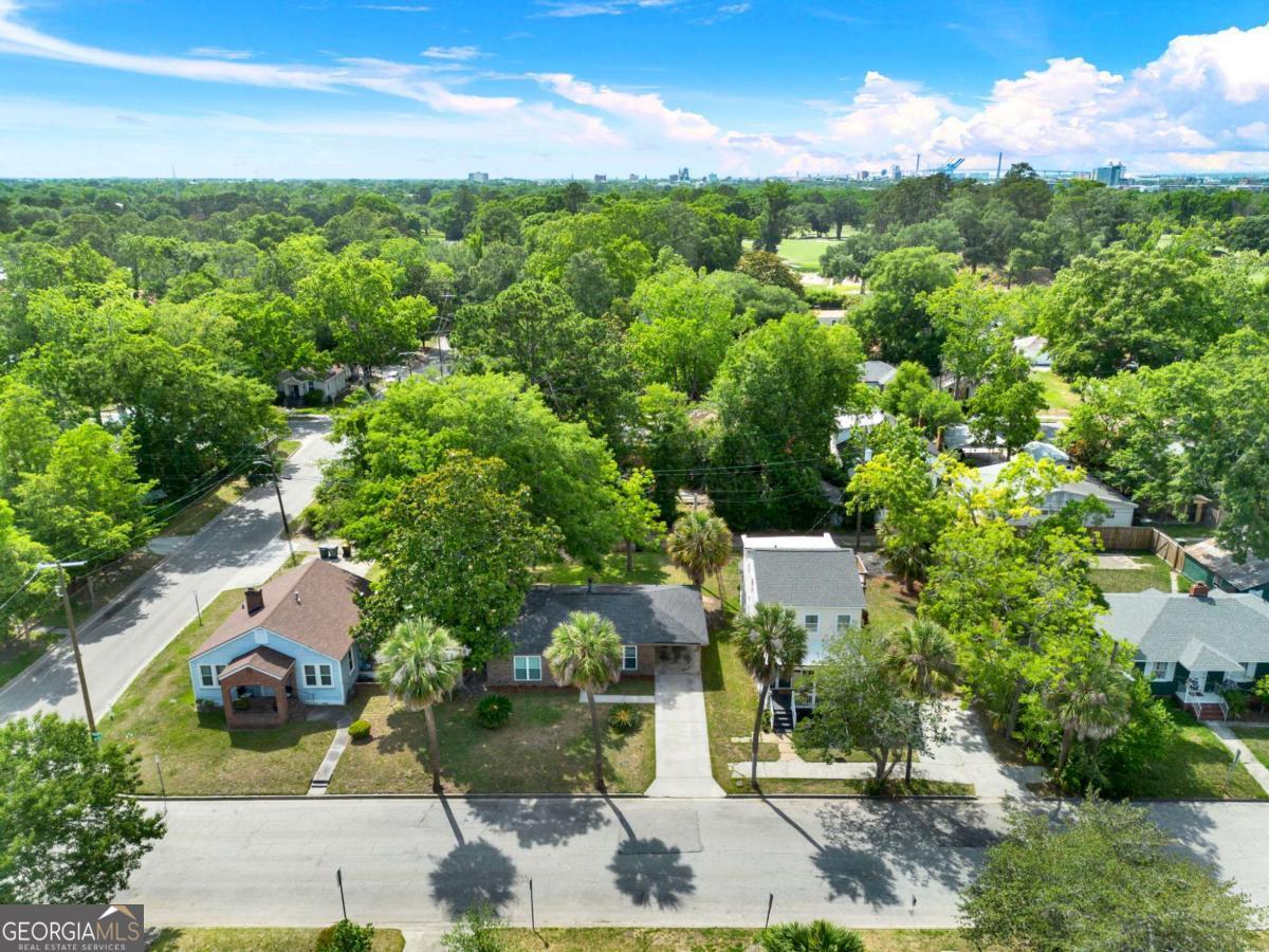 325 Forrest Avenue Property Photo 36