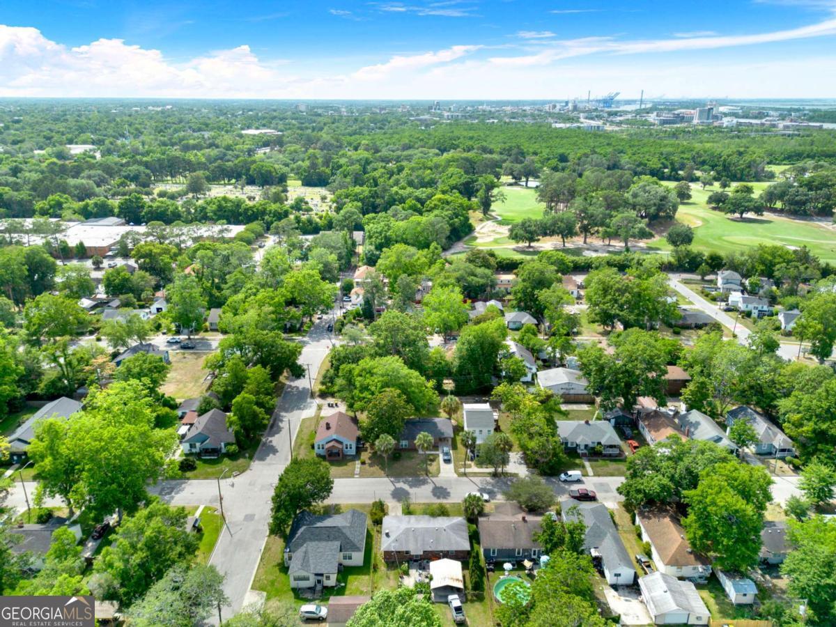 325 Forrest Avenue Property Photo 40