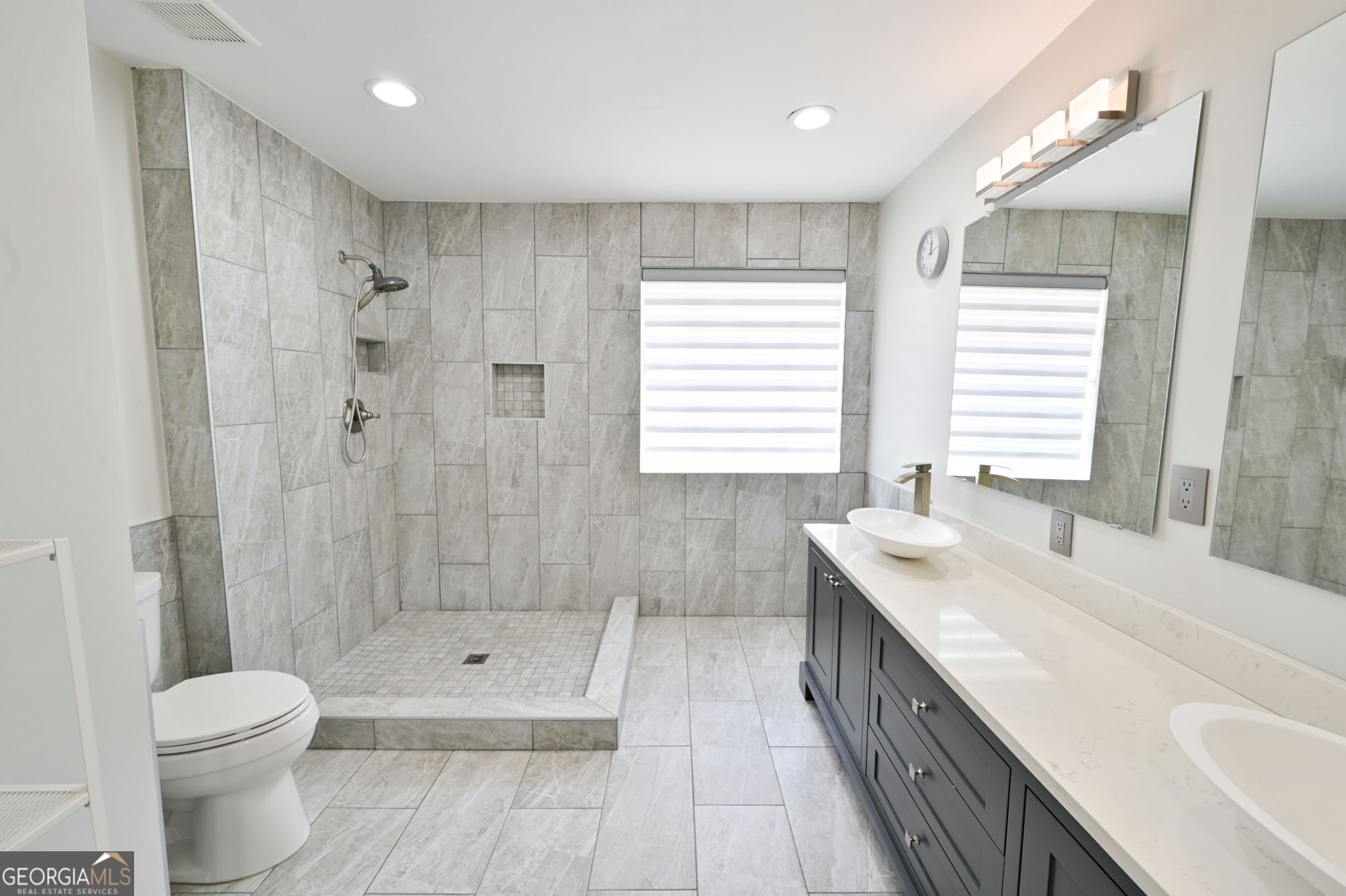 3219 Lindas Circle Se Property Photo 34