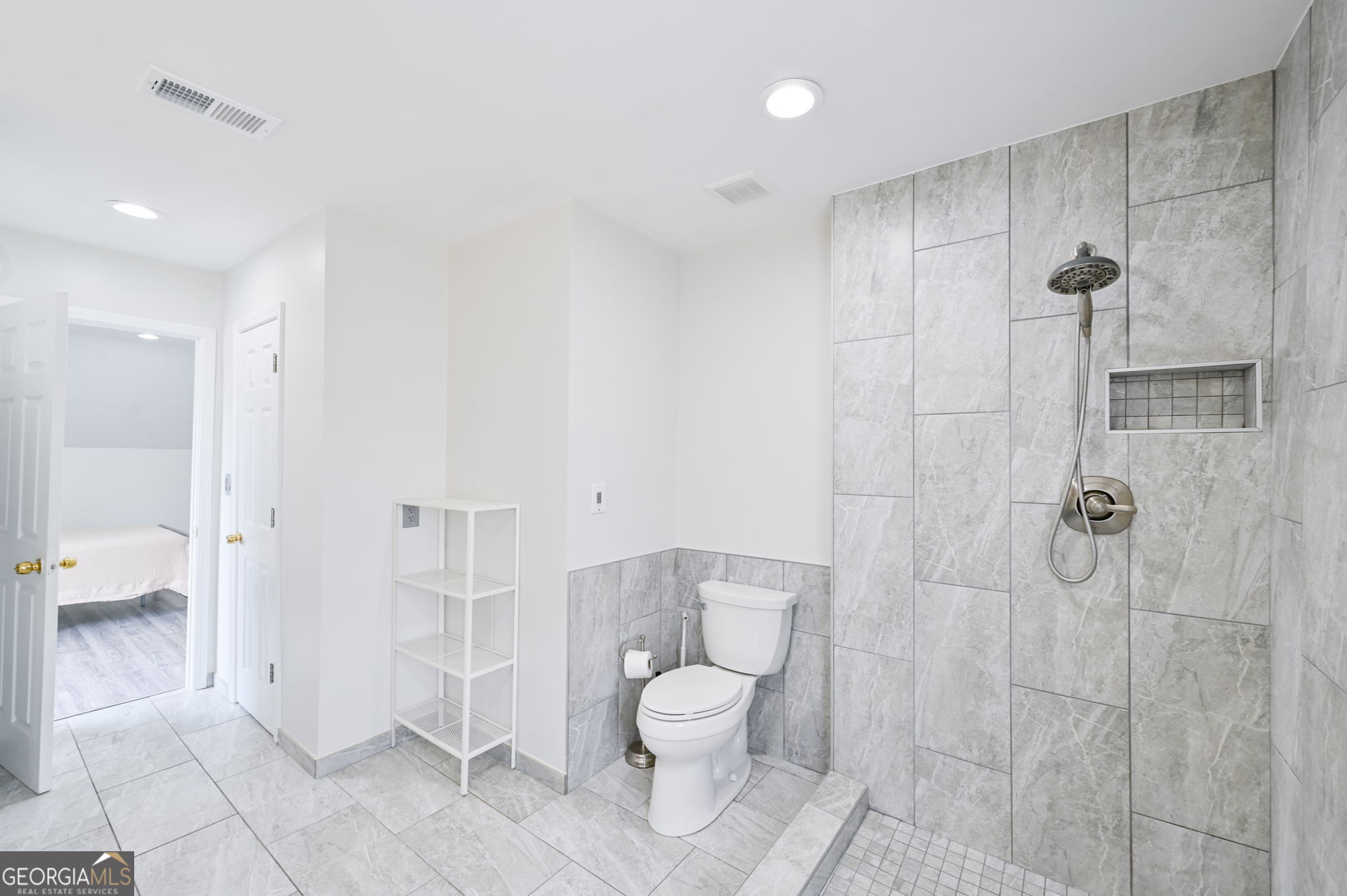 3219 Lindas Circle Se Property Photo 36
