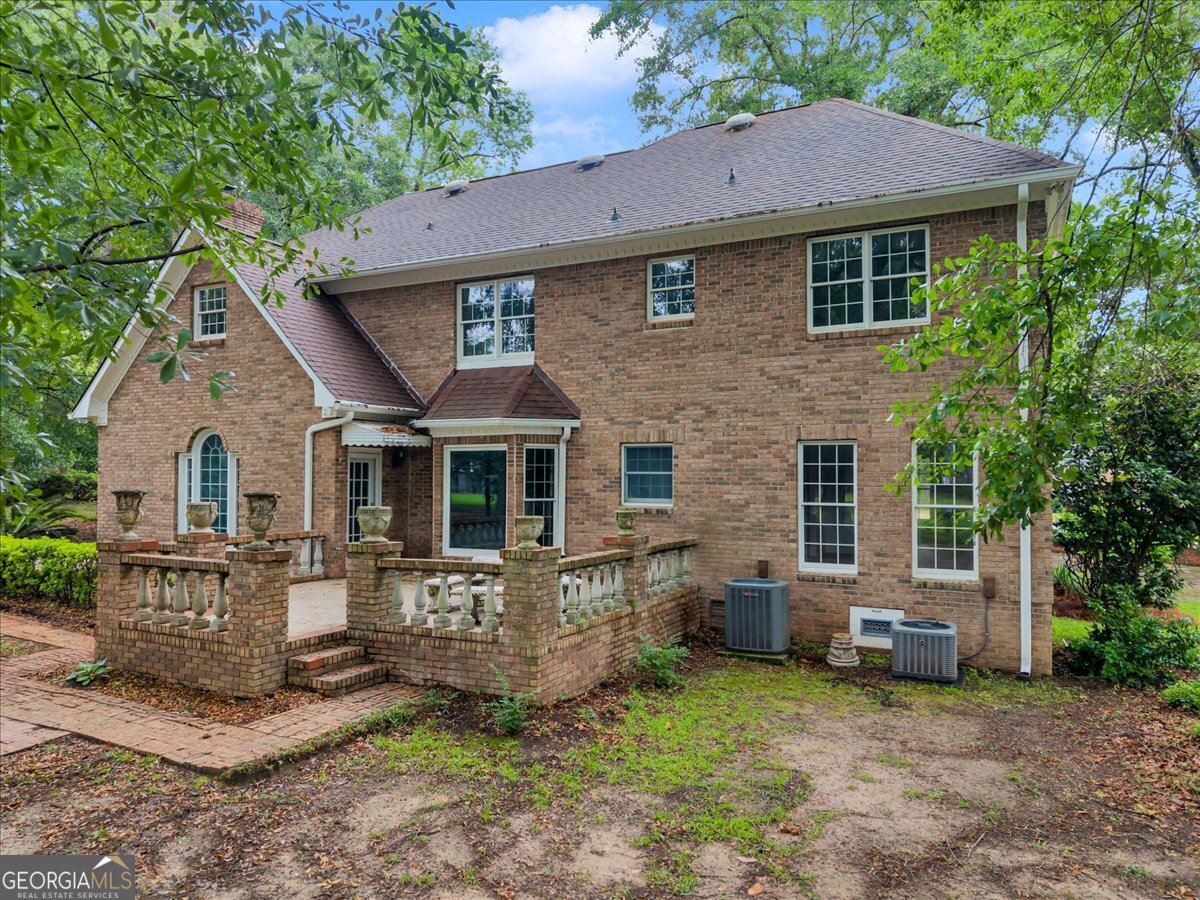1015 Cherokee Road Property Photo 5