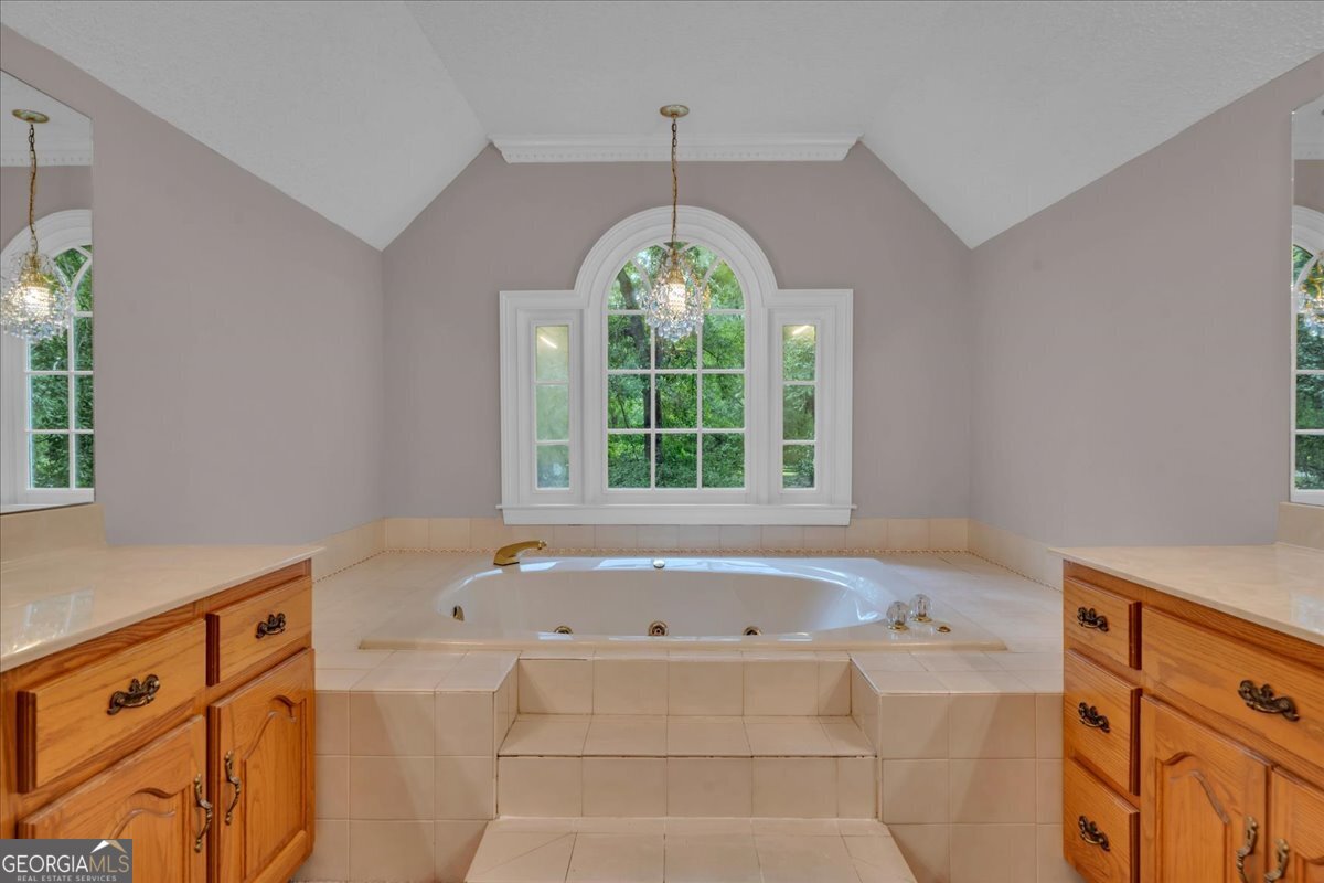 1015 Cherokee Road Property Photo 45