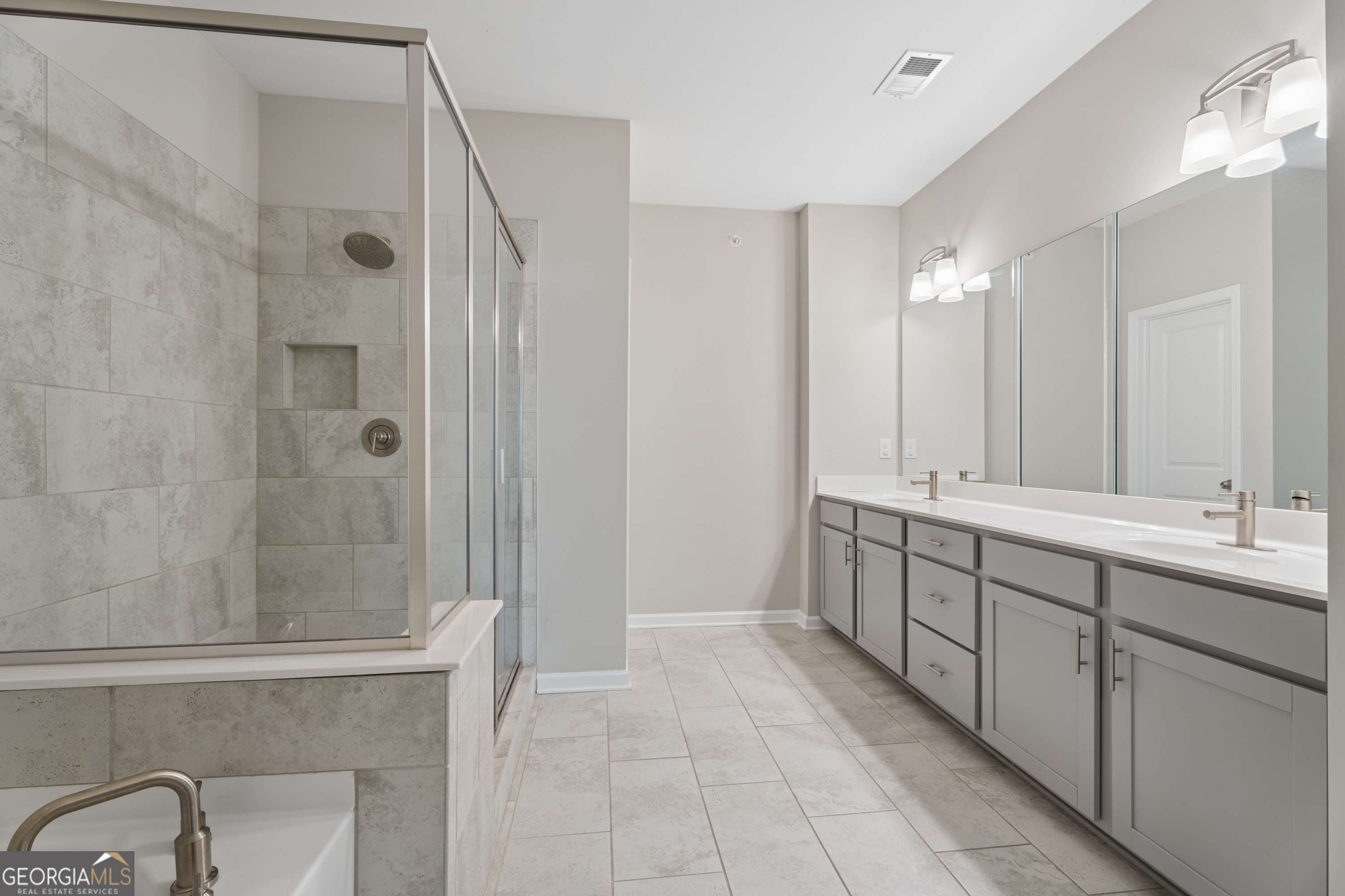 305 Duval Drive Property Photo 27
