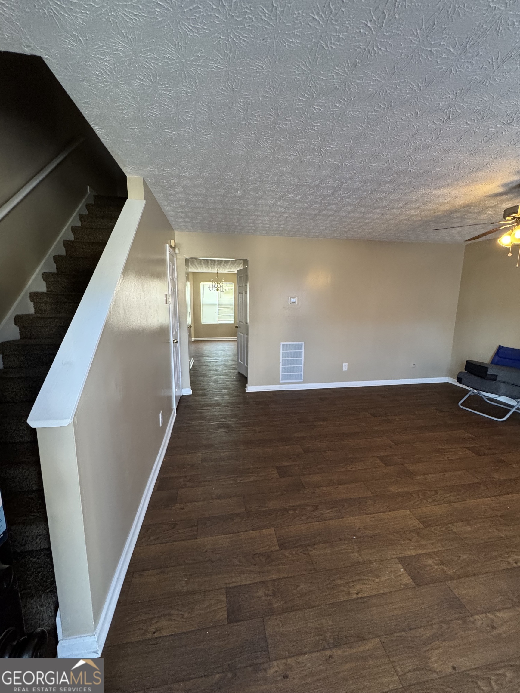5869 Strathmoor Manor Circle Property Photo 2