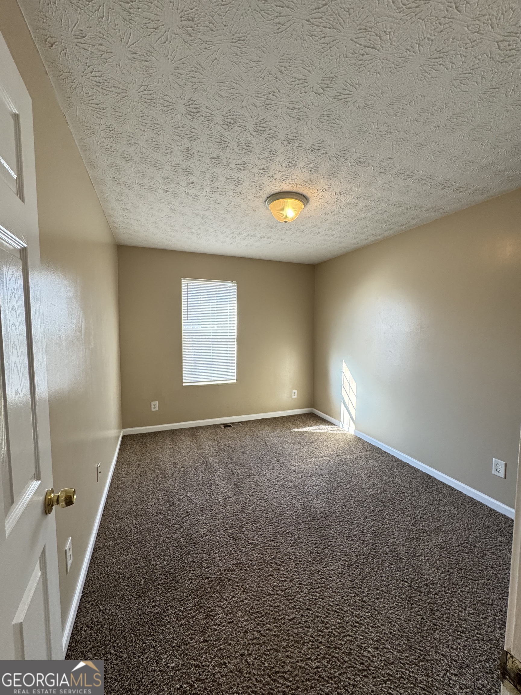 5869 Strathmoor Manor Circle Property Photo 9