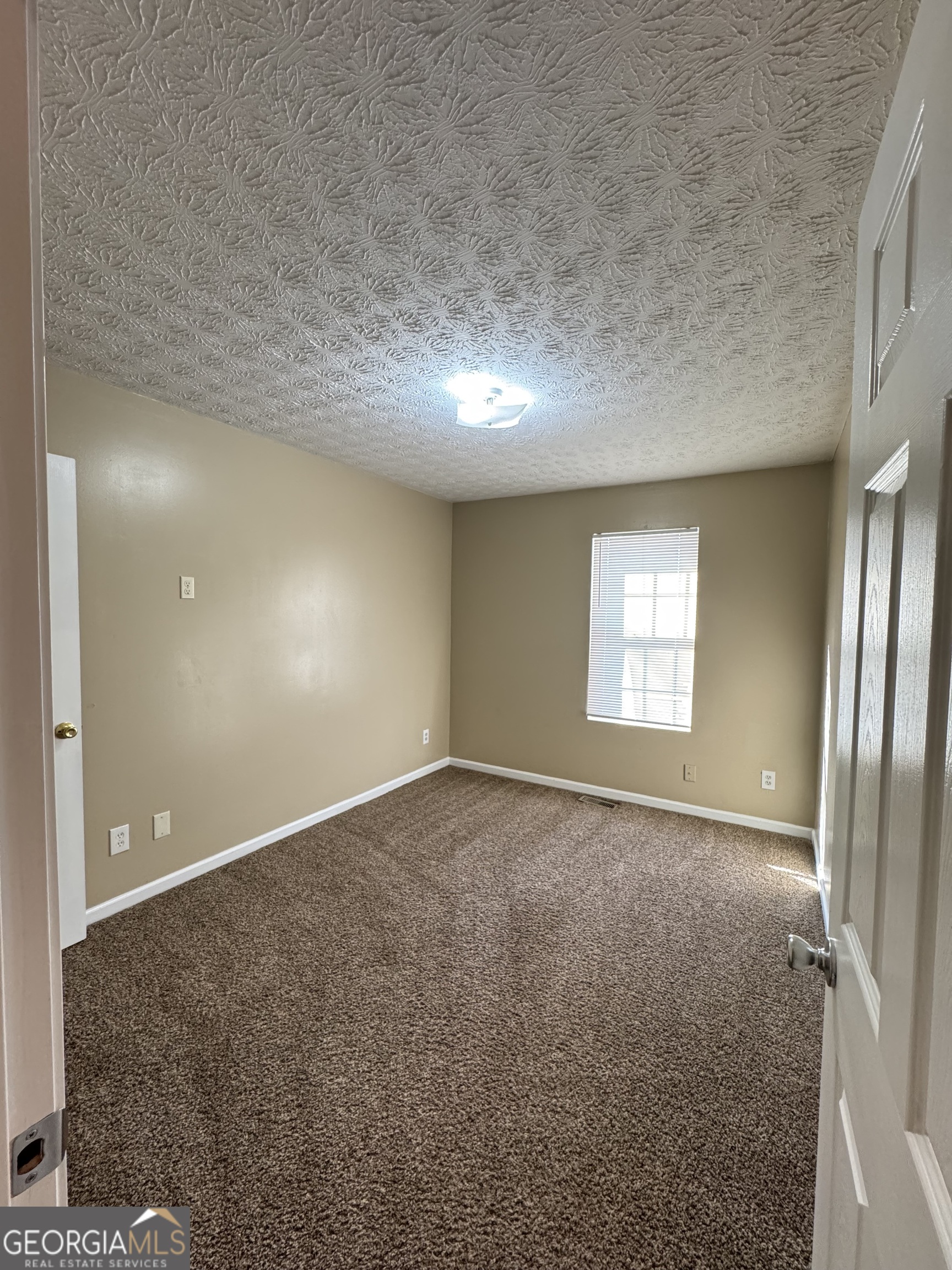 5869 Strathmoor Manor Circle Property Photo 10