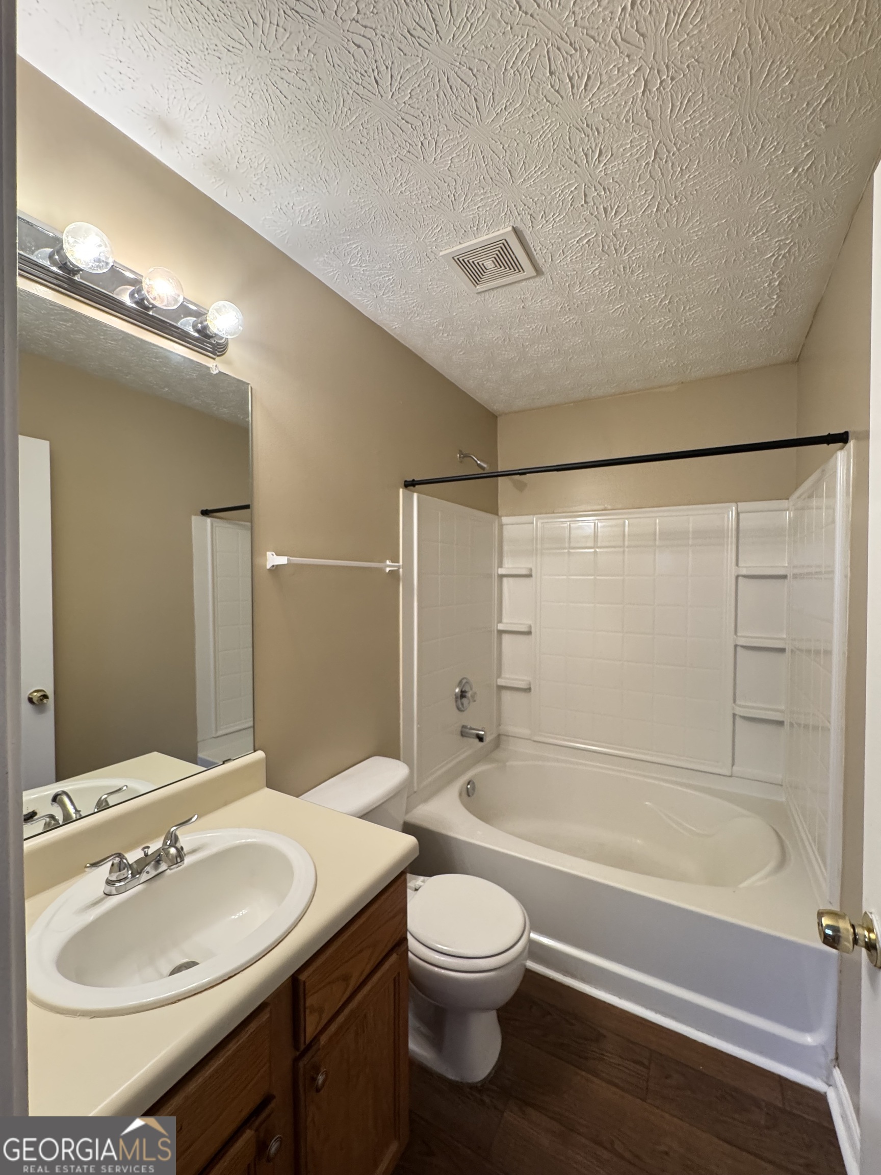5869 Strathmoor Manor Circle Property Photo 12