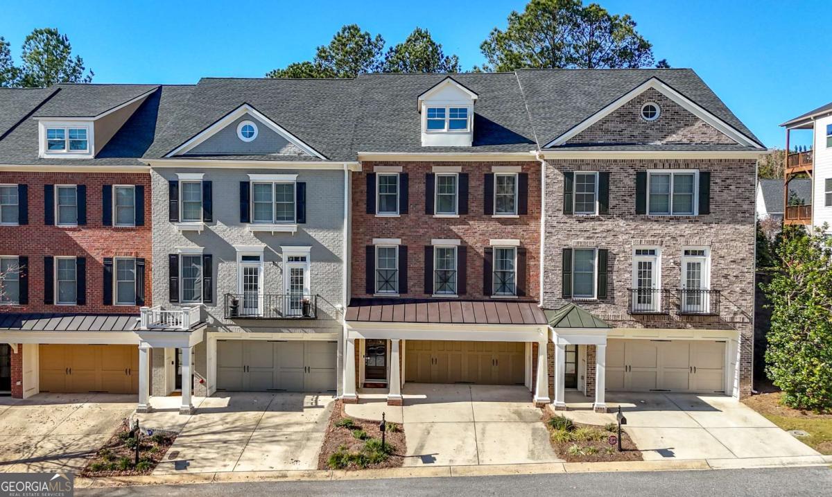 6187 Trumbul Oaks Court