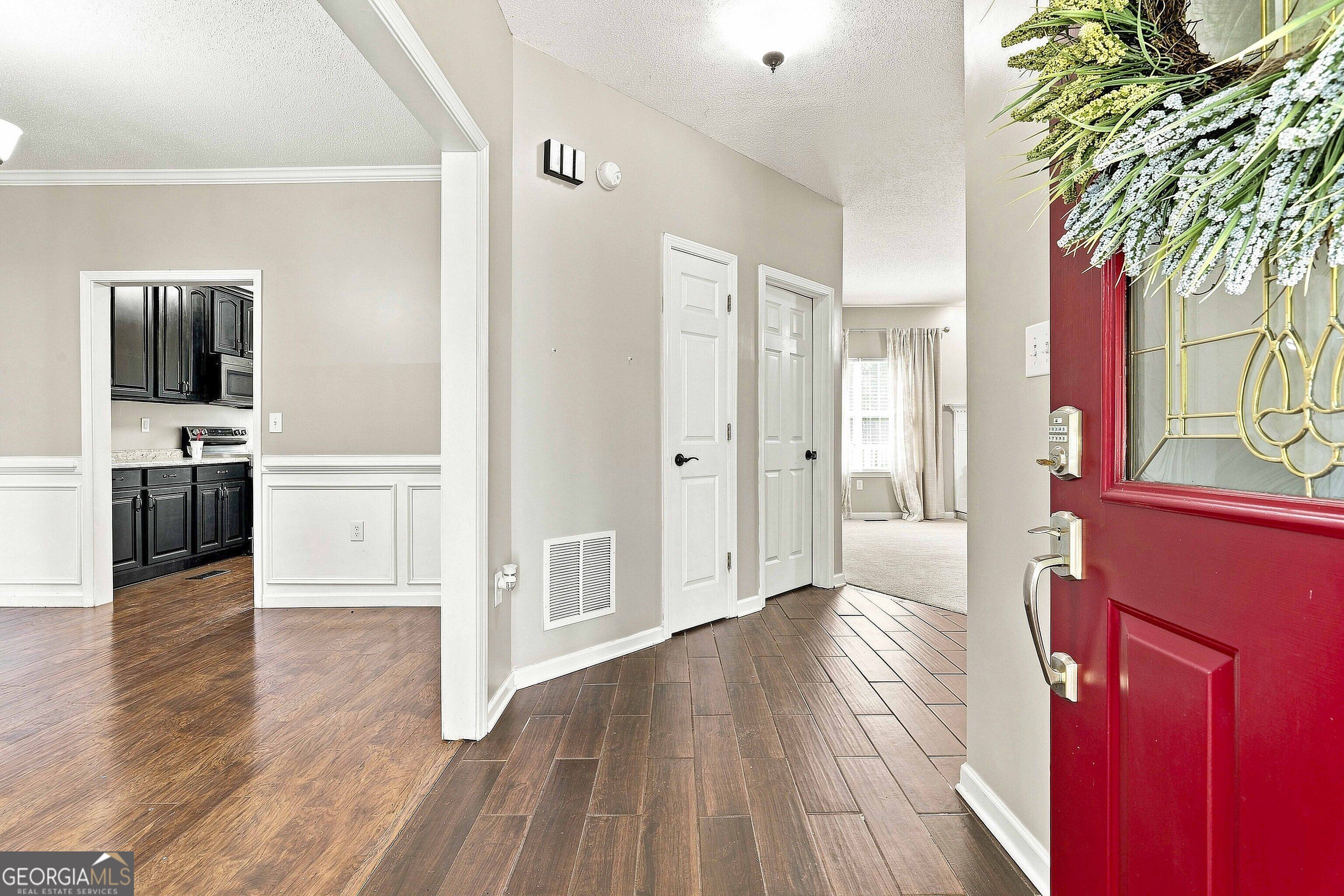 220 Brittain Way Property Photo 7