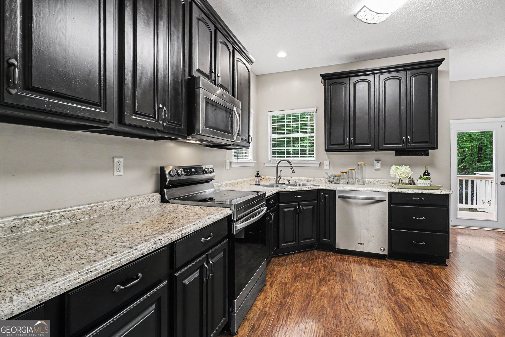 220 Brittain Way Property Photo 11